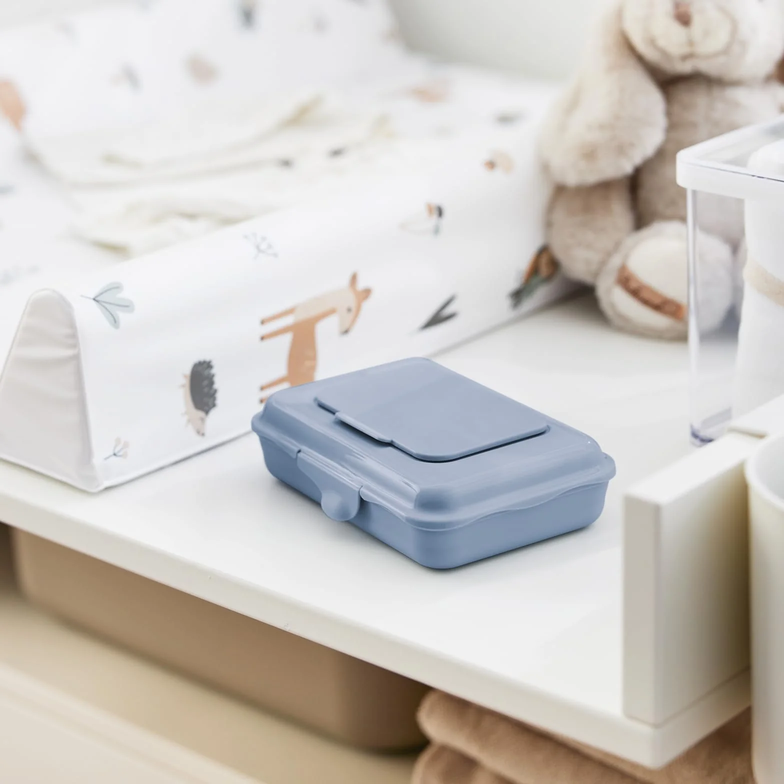 Rotho Babydesign Pudełko na chusteczki nawilżane, kolor niebieski, 0,45 l – pudełko do przechowywania chusteczek nawilżających, chusteczek dla niemowląt, chusteczek czyszczących – do wielokrotnego