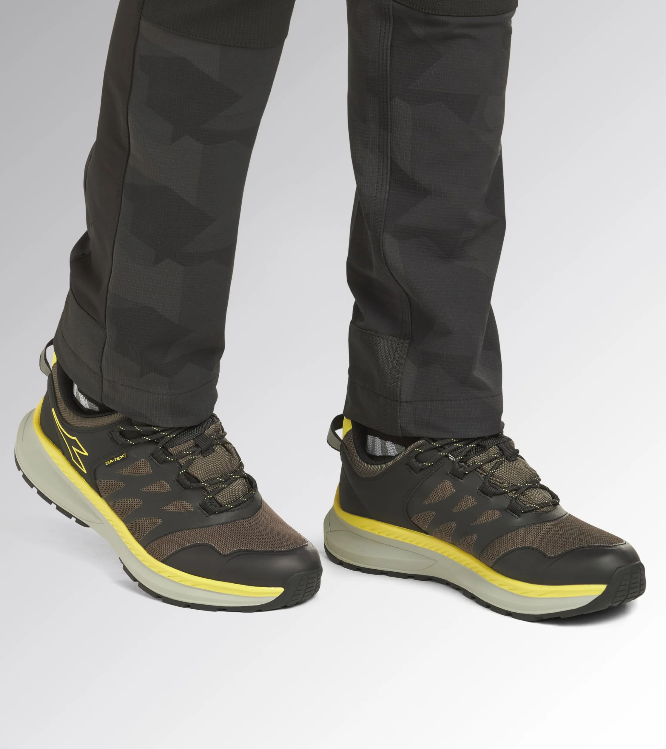Diadora Utility Mieszane Freedom Low O6 SR Buty do ochrony przeciwpożarowej i bezpieczeństwa, Brązowy Szary Żółty Utility, 41 EU, Brązowo-szary żółty Utility, 41 EU
