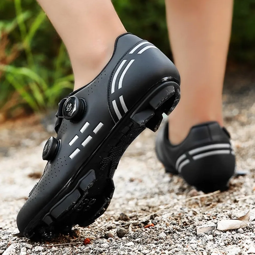 Buty do roweru górskiego, do wewnątrz, na zewnątrz, buty do jazdy konnej, męskie i damskie, outdoorowe, MTB, oddychające, antypoślizgowe, kompatybilne z pedałem SPD, unisex, buty rowerowe
