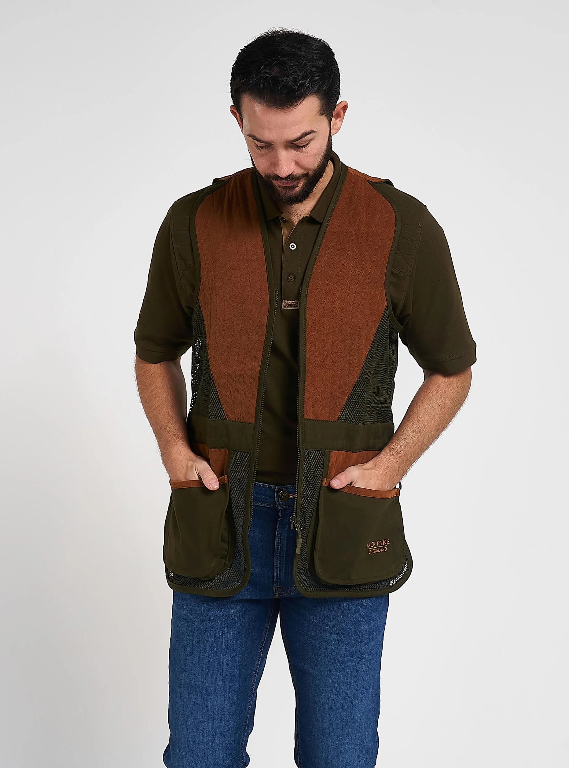 JACK PYKE Męska kamizelka Skeet – Clay Pigeon Shooting Vest z oddychającą siateczką, zamszowym wykończeniem i wieloma kieszeniami, lekka kurtka myśliwska, rozmiar S-3XL