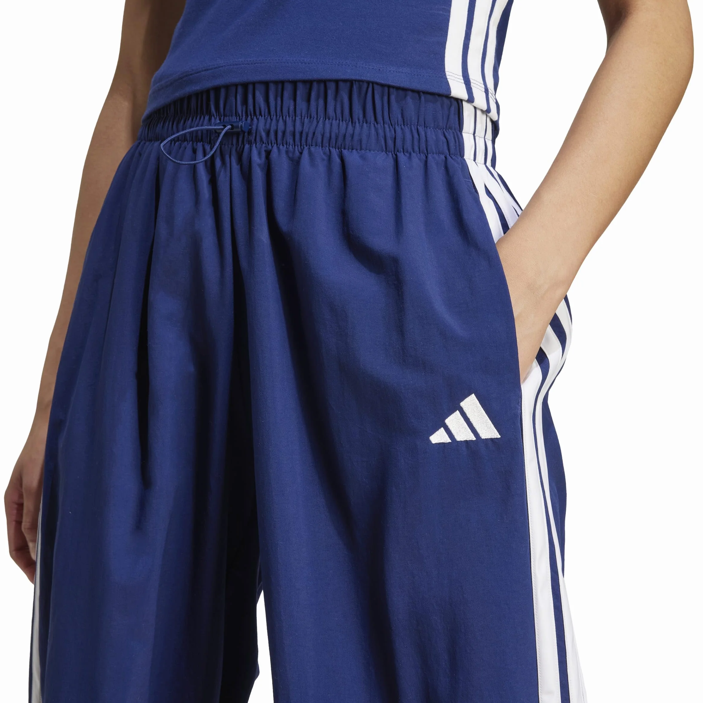 adidas Essentials 3-stripes Lifestyle Woven Parachute Pants - Spodnie golfowe Kobiety