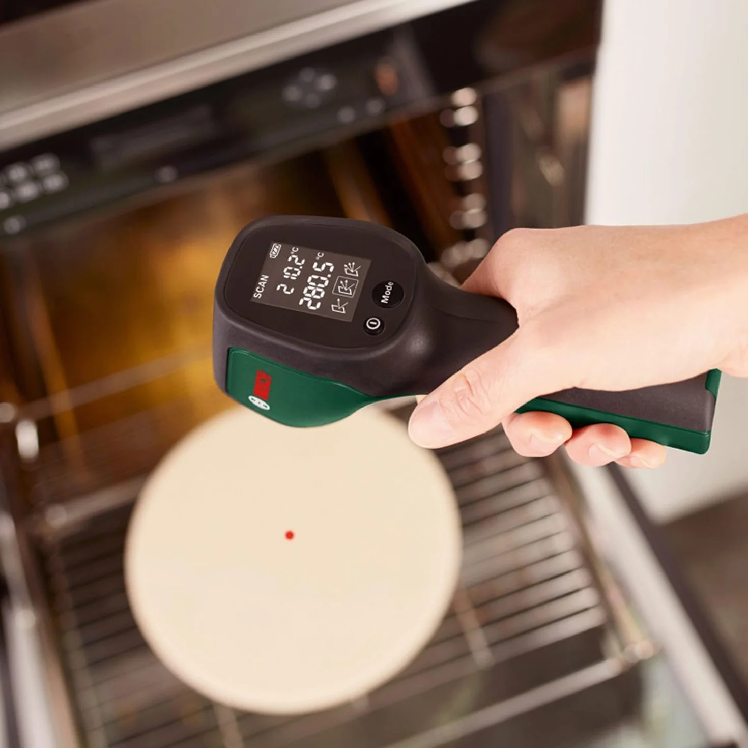 Bosch Home And Garden Termo-Detektor Universaltemp (Od -30°C do +500°C, Łatwy i Precyzyjny Pomiar, 3 Wstępnie Zdefiniowane Grupy Materiałów, Opakowanie Kartonowe)