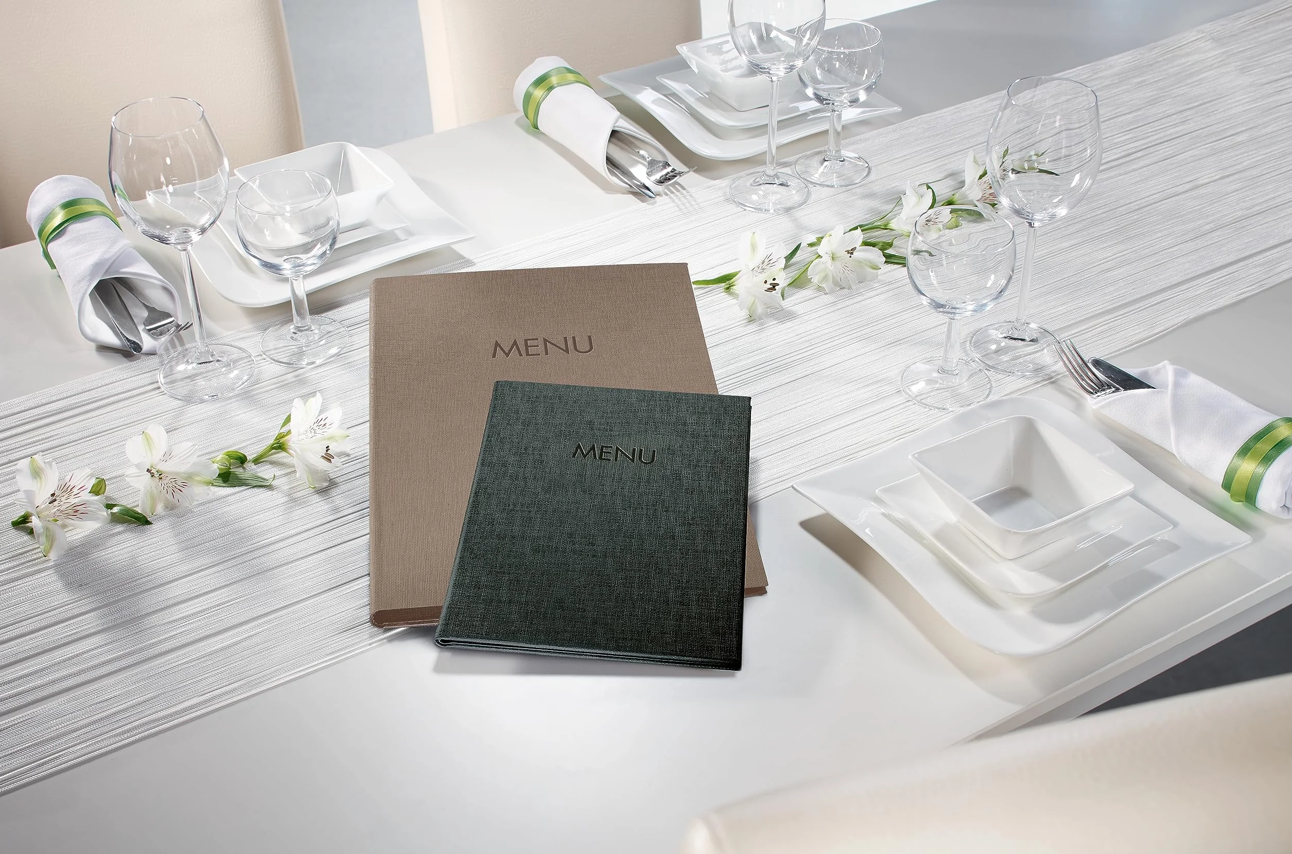 SIGEL SM210 zestaw 5 segregatorów menu z elastycznym sznurkiem, z 2 przezroczystymi kieszeniami na 8 arkuszy DIN A4, wytłaczanie menu, ciemnobeżowe