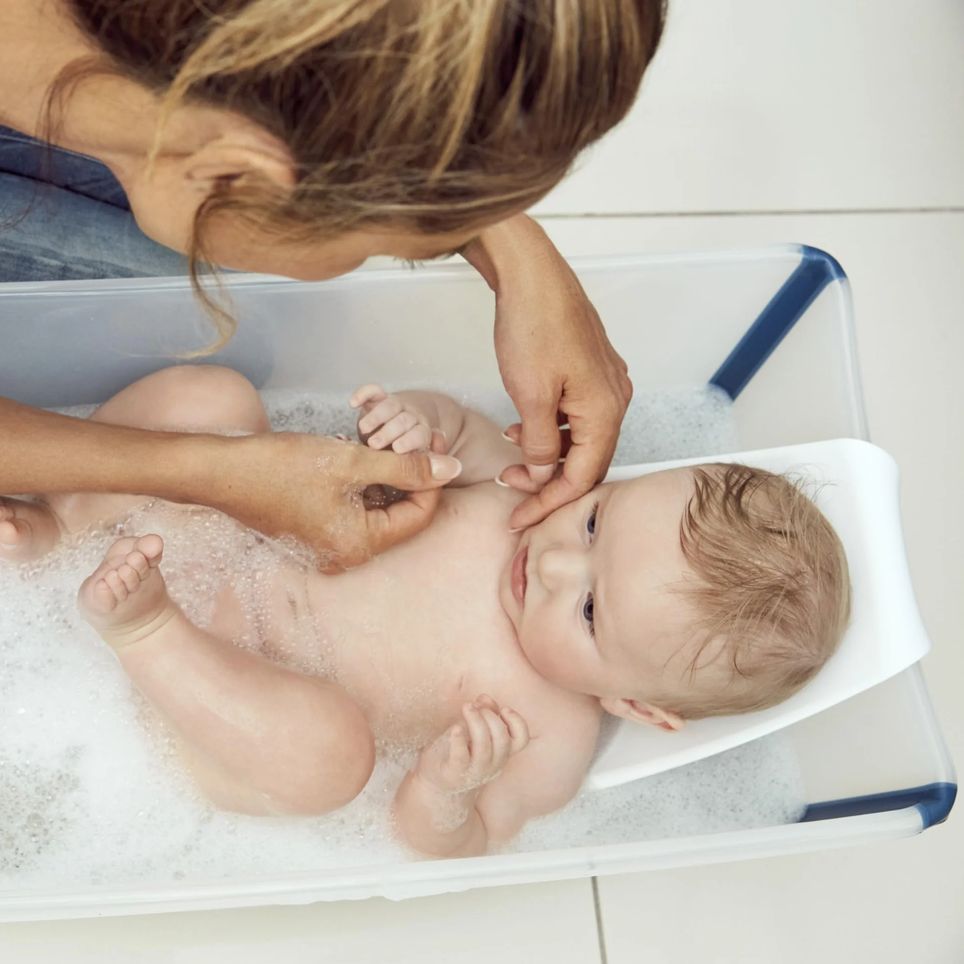 Podpórka siedzenie dla noworodka do wanny Stokke Flexi - pasuje do składanej wanny Stokke Flexi - lekka, wygodna, bezpieczna - najlepsza do 8 miesięcy lub do 8 kg