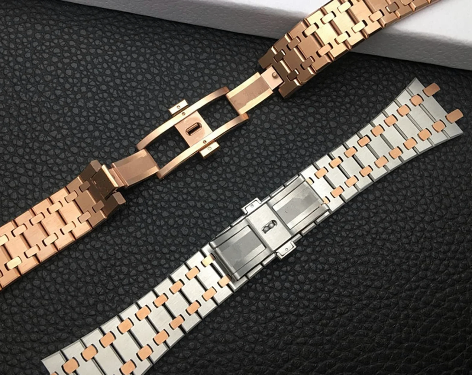 Czarny złoty srebrny pasek do zegarka 21 mm 26 mm mężczyźni kobiety bransoleta do zegarka ze stali nierdzewnej do AP ROYAL dąb składana klamra (kolor: średni złoty pasek, rozmiar: 26 mm)
