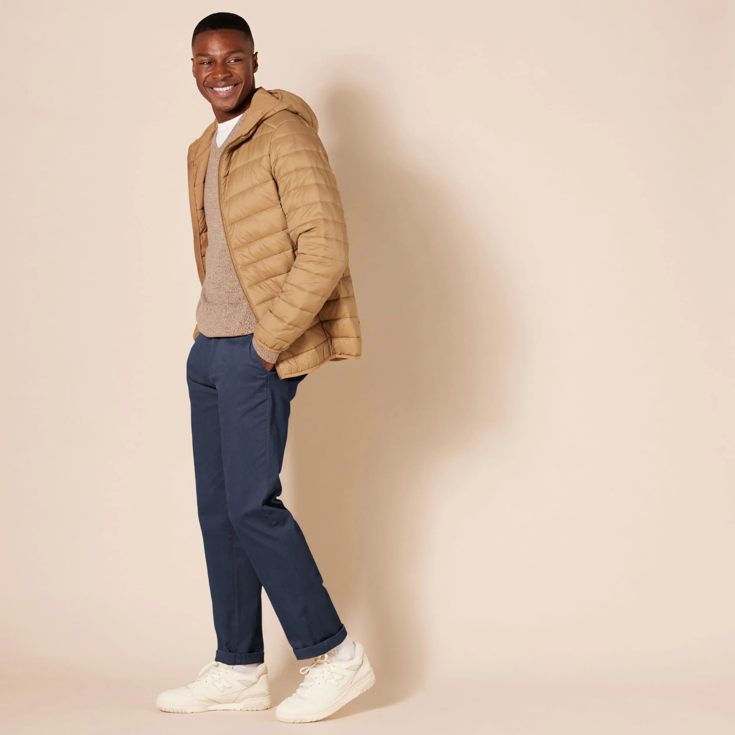 Amazon Essentials Mężczyźni Spodnie chinosy ze stretchem slim fit