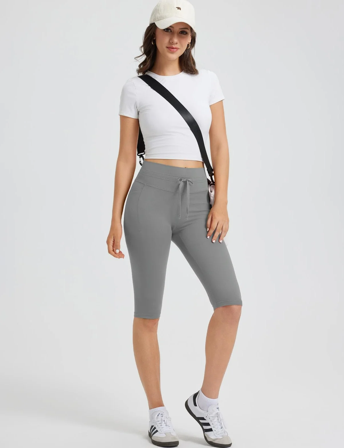 BALEAF Damskie legginsy Capri o długości do kolan, 35 cm, z kieszeniami, troczkami, szorty capri z wysokim stanem
