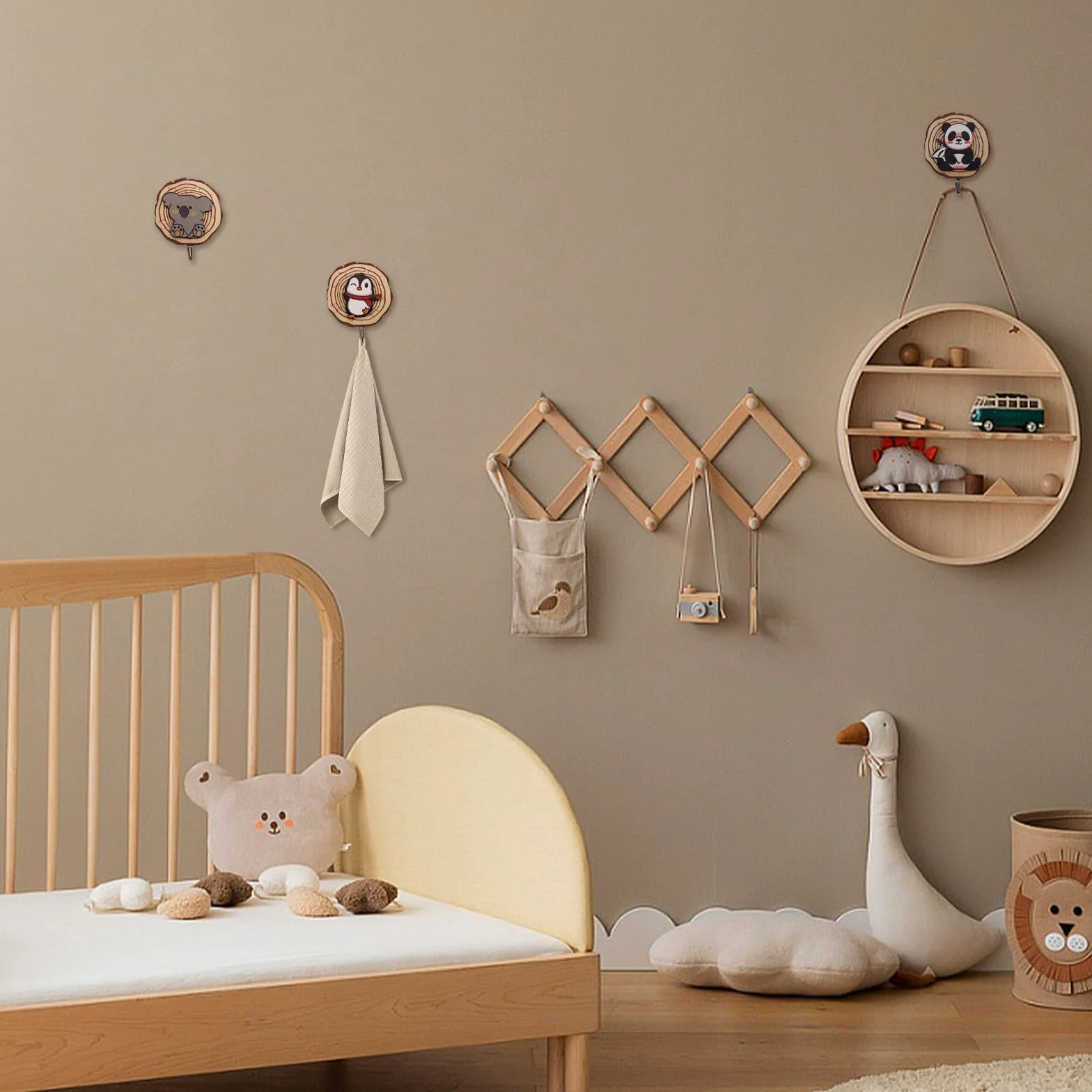 Kotkiddy® 6 sztuk garderoby dziecięcej samoprzylepne, wieszaki na ubrania dla dzieci w kształcie zwierzęcia, haczyki ścienne drewniane, bez wiercenia, garderoba, pokój dziecięcy, dekoracja, prezent