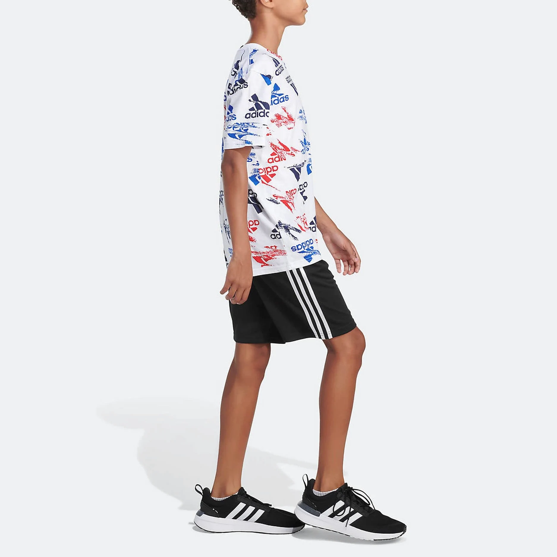 adidas Koszulka chłopięca z nadrukiem Glitchy Allover