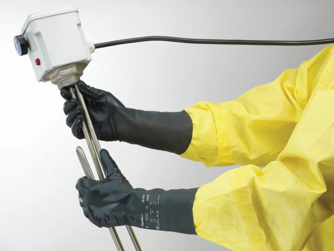 Ansell Alphatec 29-500 Rękawiczki Ochrona chemiczna w neoprenu, bardzo wysoka odporność chemikalia i niebezpieczne płyny, rękawiczka męska, czarna, rozmiar M (12 par)