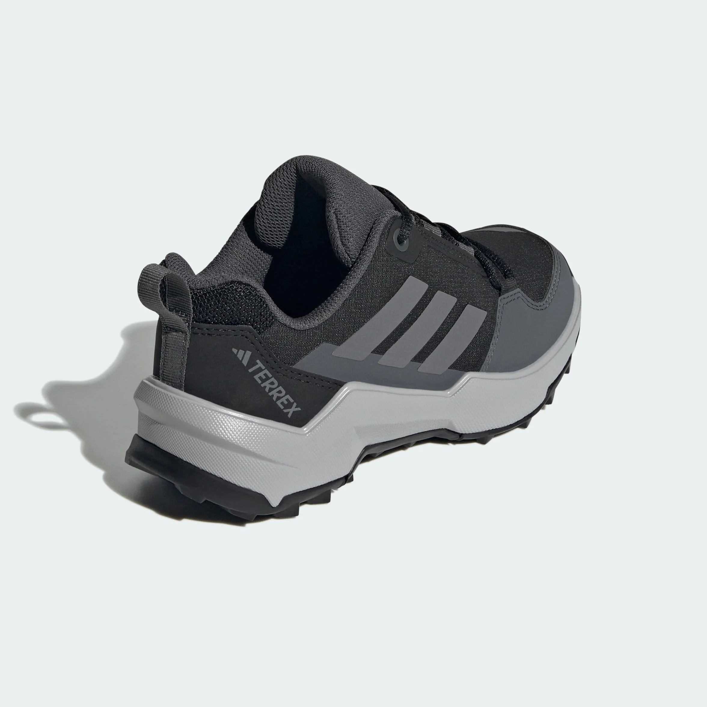 Buty trekkingowe Adidas Terrex Ax4R dla dzieci, Core Black/Grey Four/Grey Six, 30.5 EU