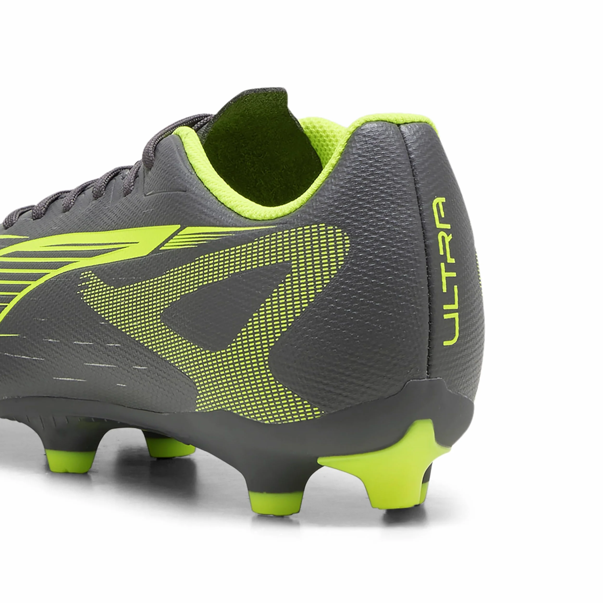 PUMA Ultra 5 Play FG/AG Buty do piłki nożnej Kobiet