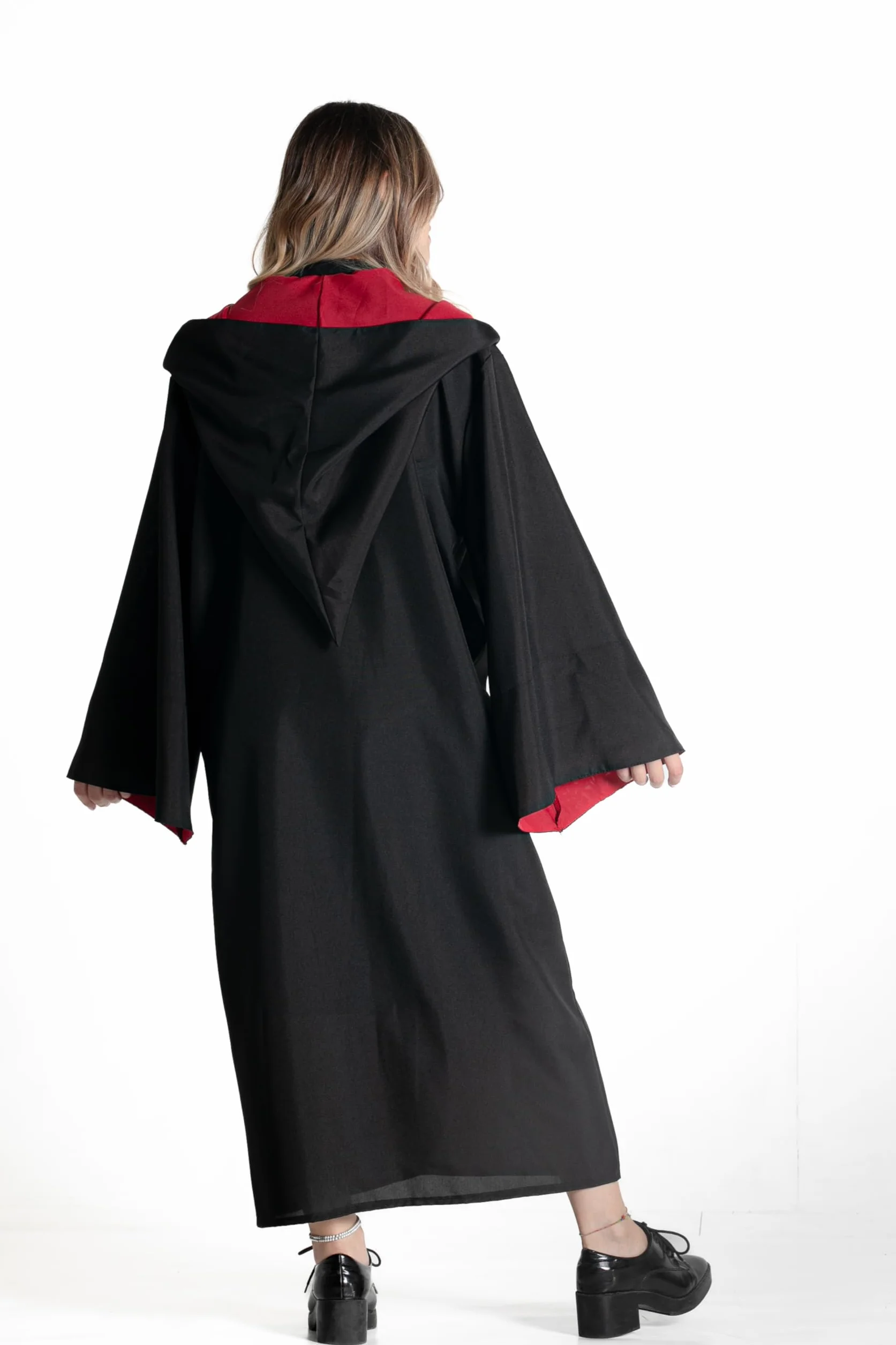 Cloak Cape Tunic Deluxe official Harry Potter Wizarding World (One size adult) with embroidered emblem and tie