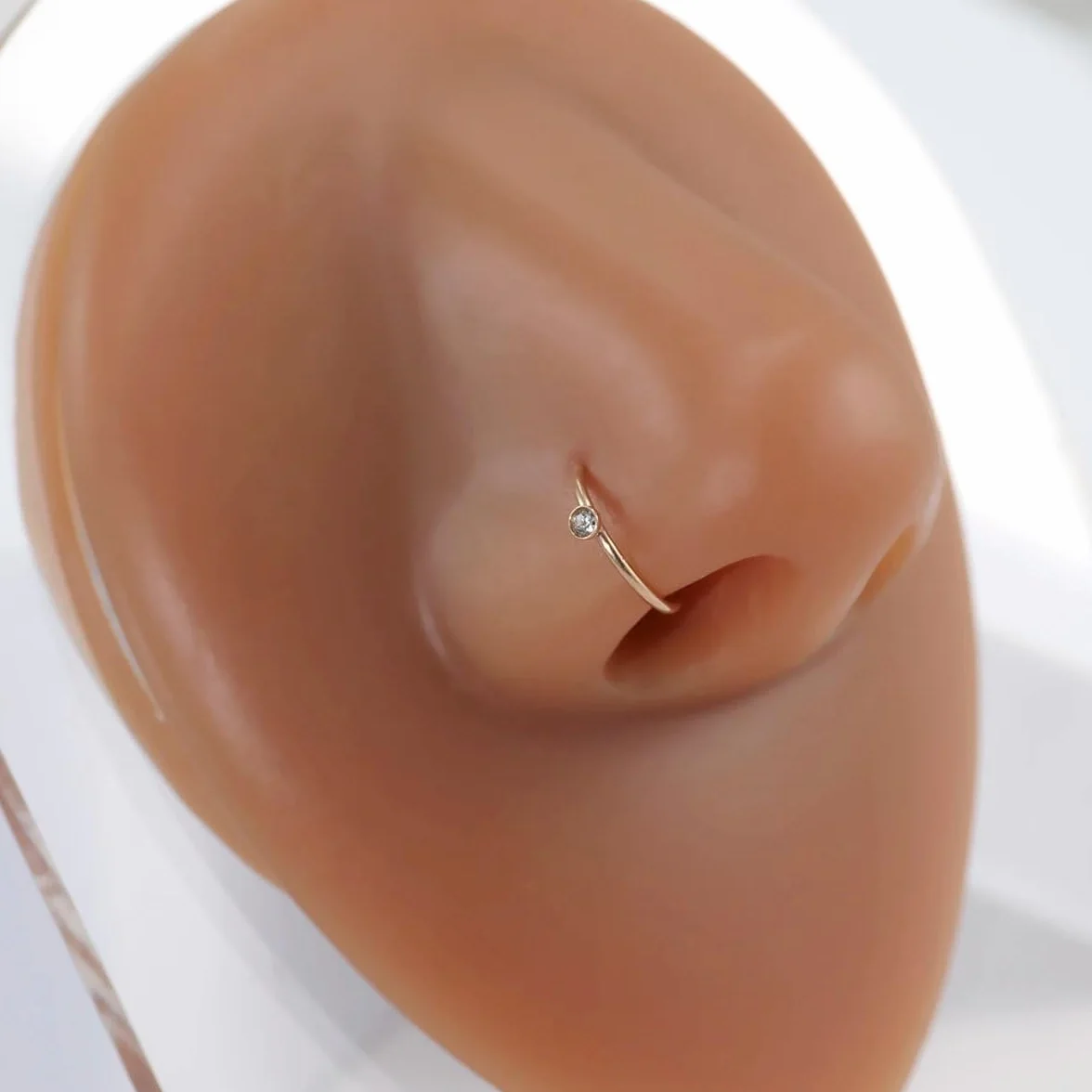 AVYRING Fałszywy kolczyk do nosa, 18 G, ze stali nierdzewnej, sztuczny kolczyk do nosa, septum, nieprzekłuty, klips do nosa, biżuteria