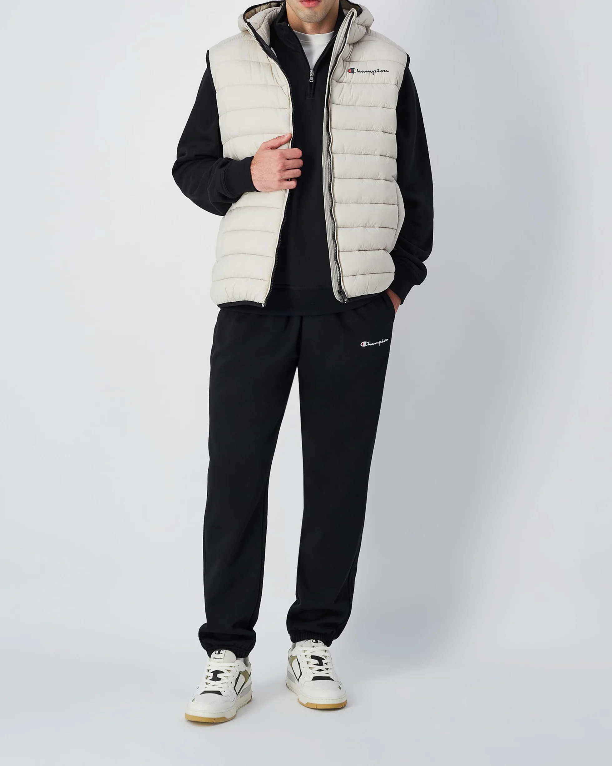 Champion Kamizelka imbotito Mężczyźni Legacy Outdoor (220341) - Wr Light Nylon Cire 35gr Mały Skrypt Logo High-neck