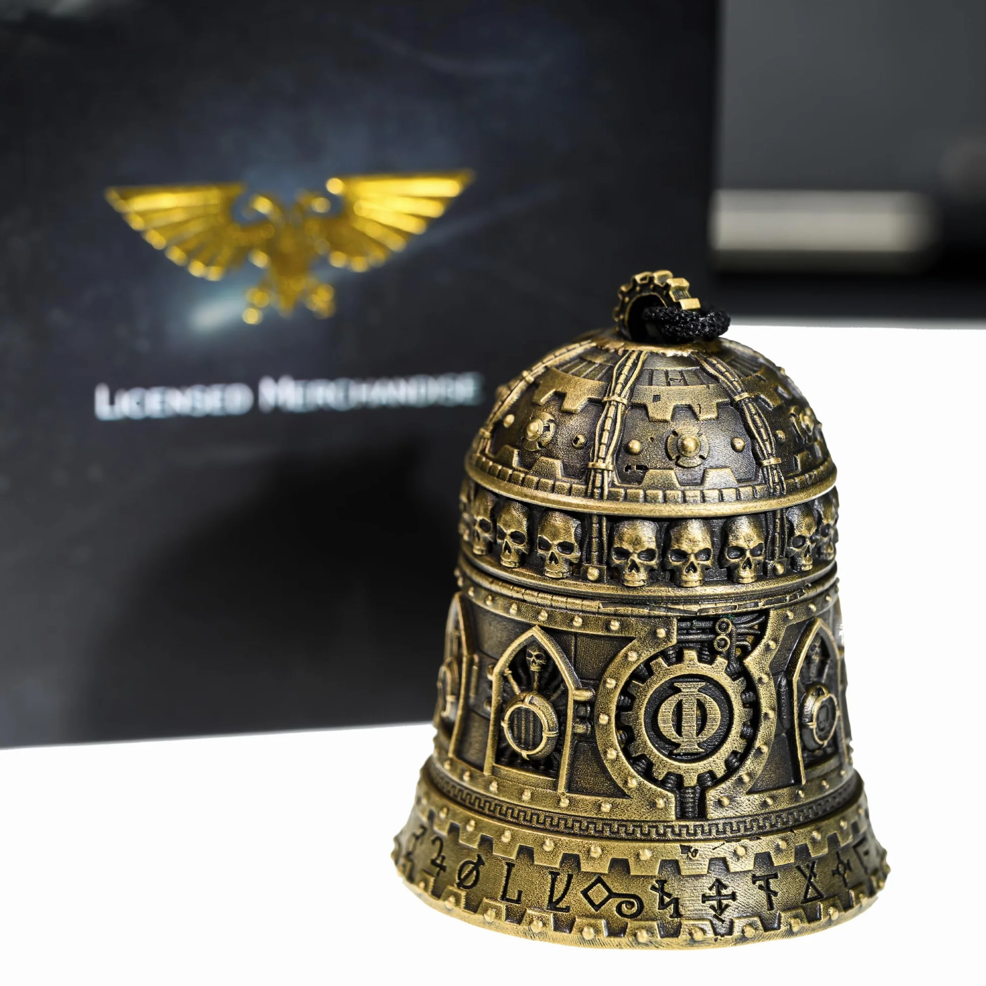 Adeptus Mechanicus Miedziany Wisiorek Warhammer 40K Dominacja Dzwon Ominissah Czarny Pleciony Sznur