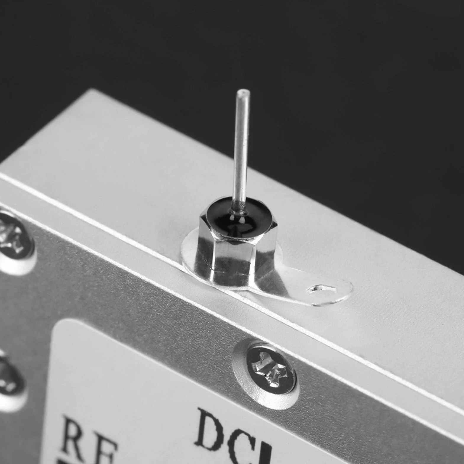 Bias Tee 10MHz-6GHz Szerokopasmowa częstotliwość Radiowa Mikrofalowa Koncentryczna Polaryzacja 1 szt. 10MHz-6GHz