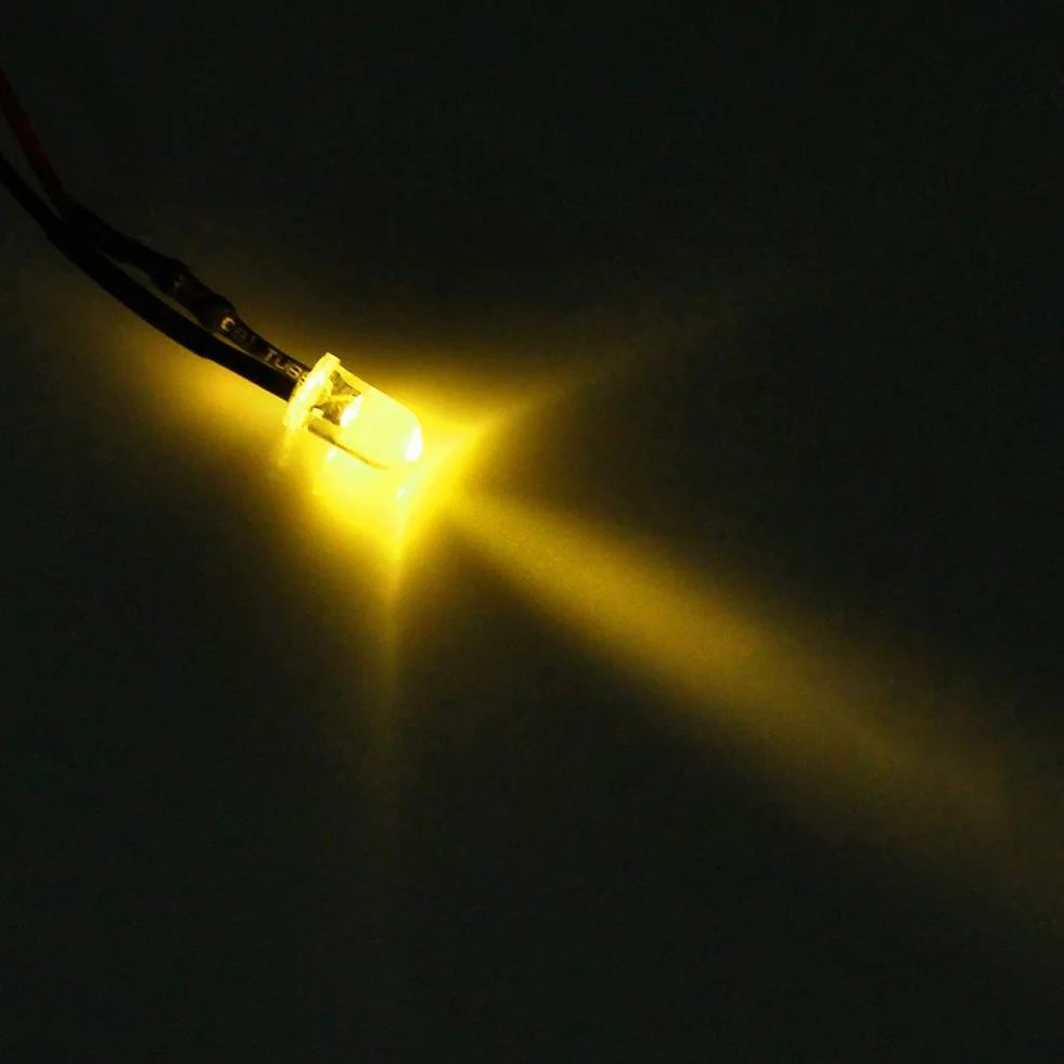 20 szt. 5 mm ultra jasne 12 V wstępnie przewodowe diody LED + 20 szt. 5 mm plastikowy uchwyt LED oświetlenie uchwyty montażowe (ciepła biel)