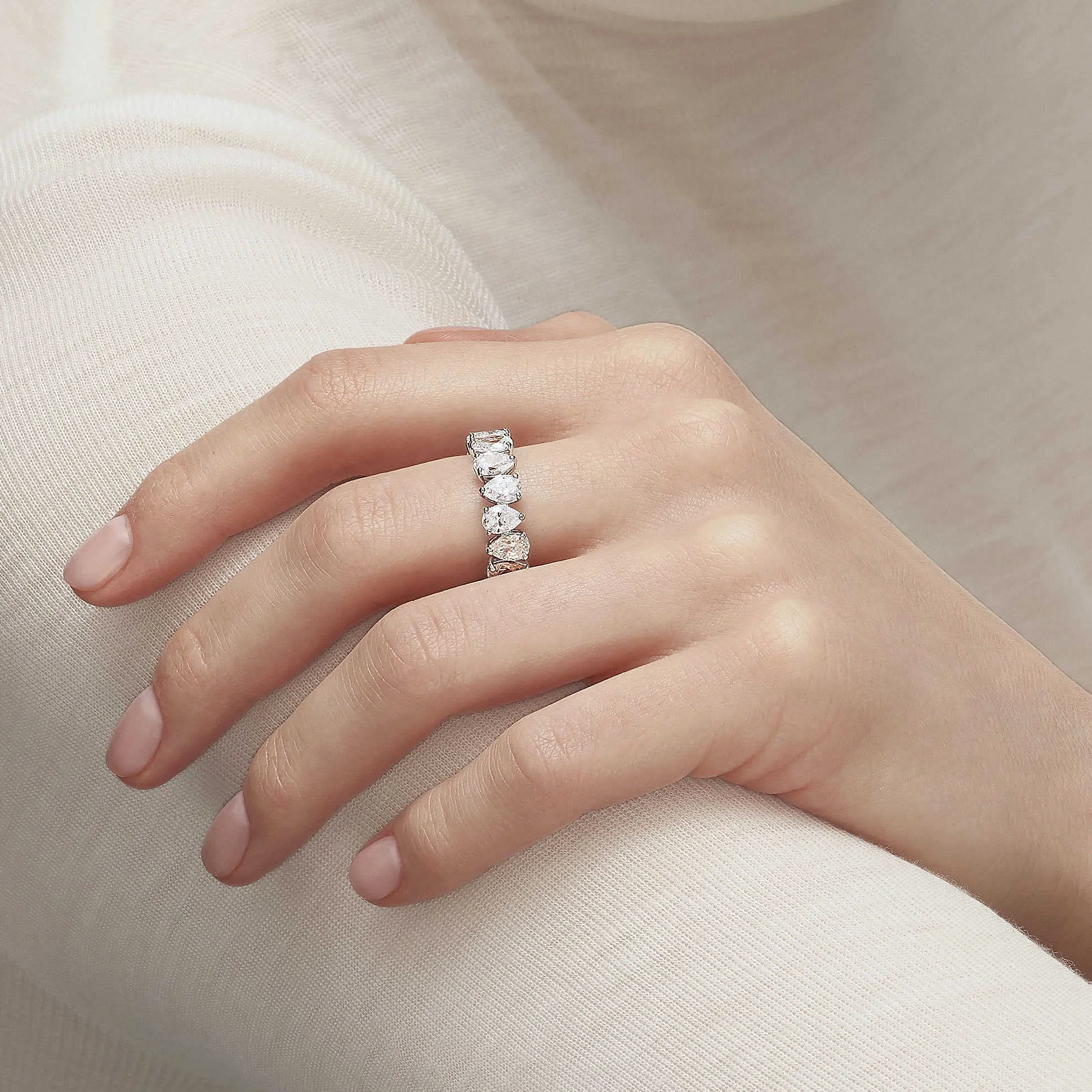 Swarovski Damski pierścionek metalowy 32014249