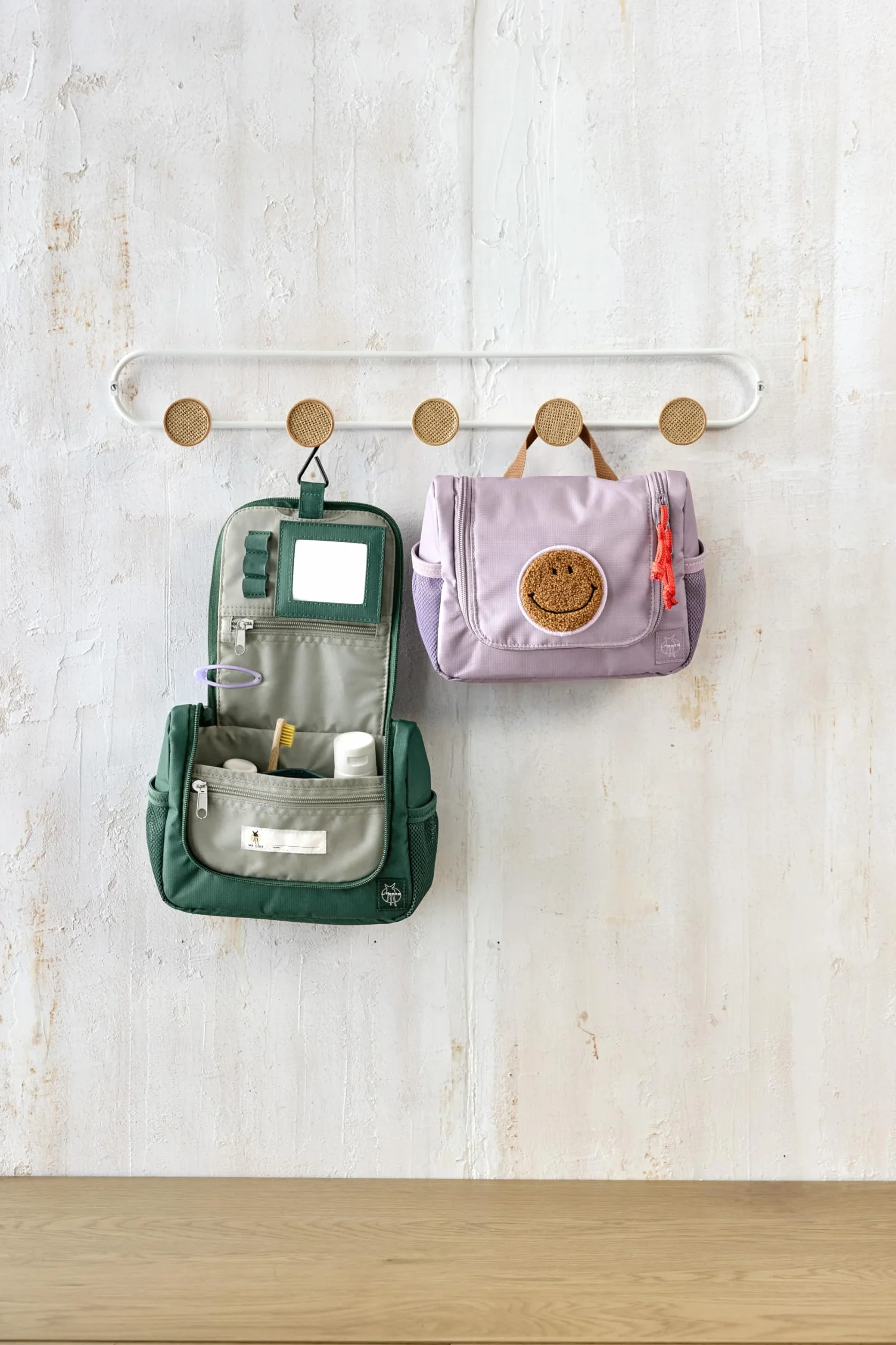 LÄSSIG Kosmetyczka dla dzieci, worek na pranie, do zawieszania/mini Washbag Lilac, liliowy, Nowoczesny