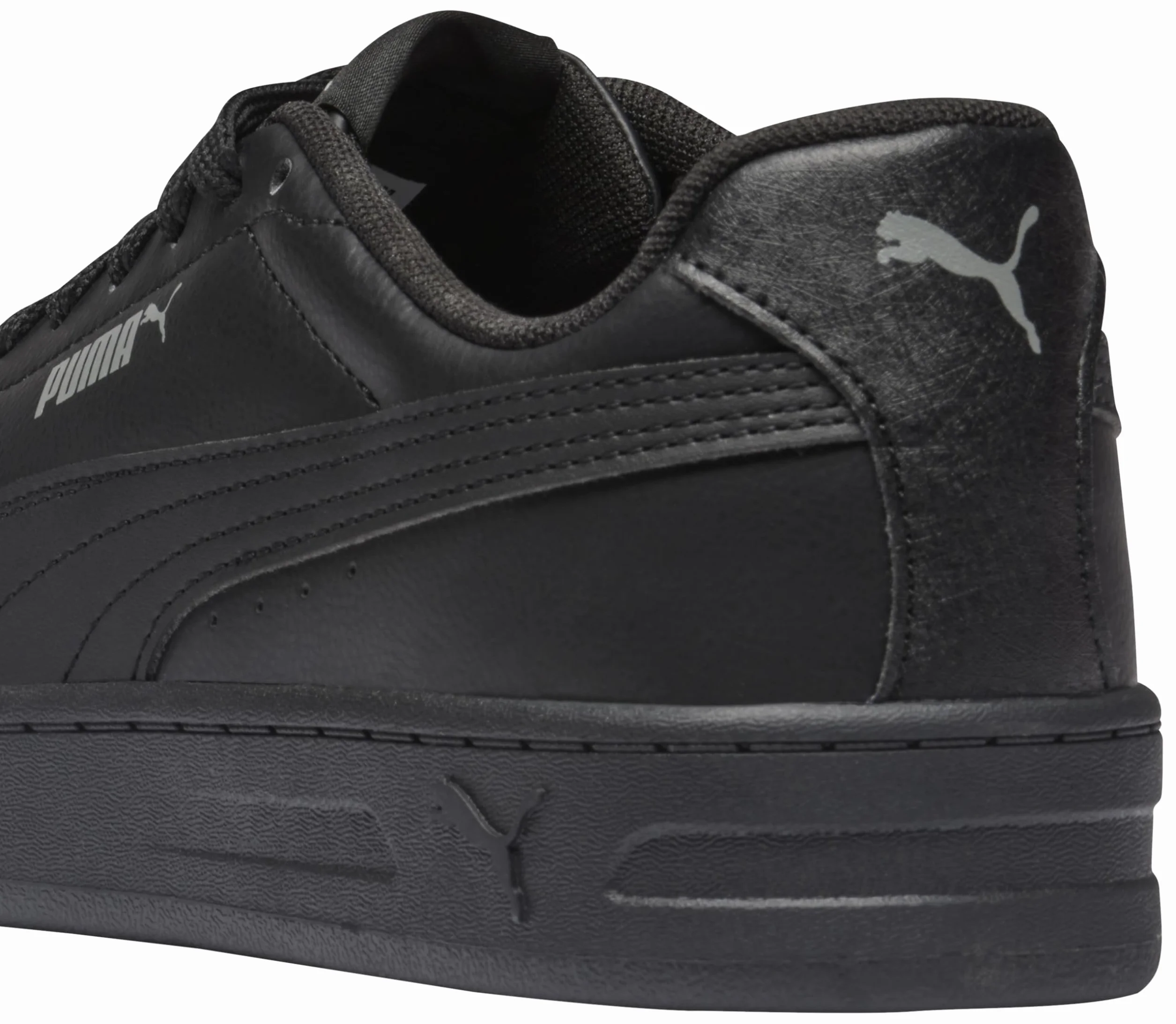 PUMA Uniseks Court Classic CleanAdidasy
