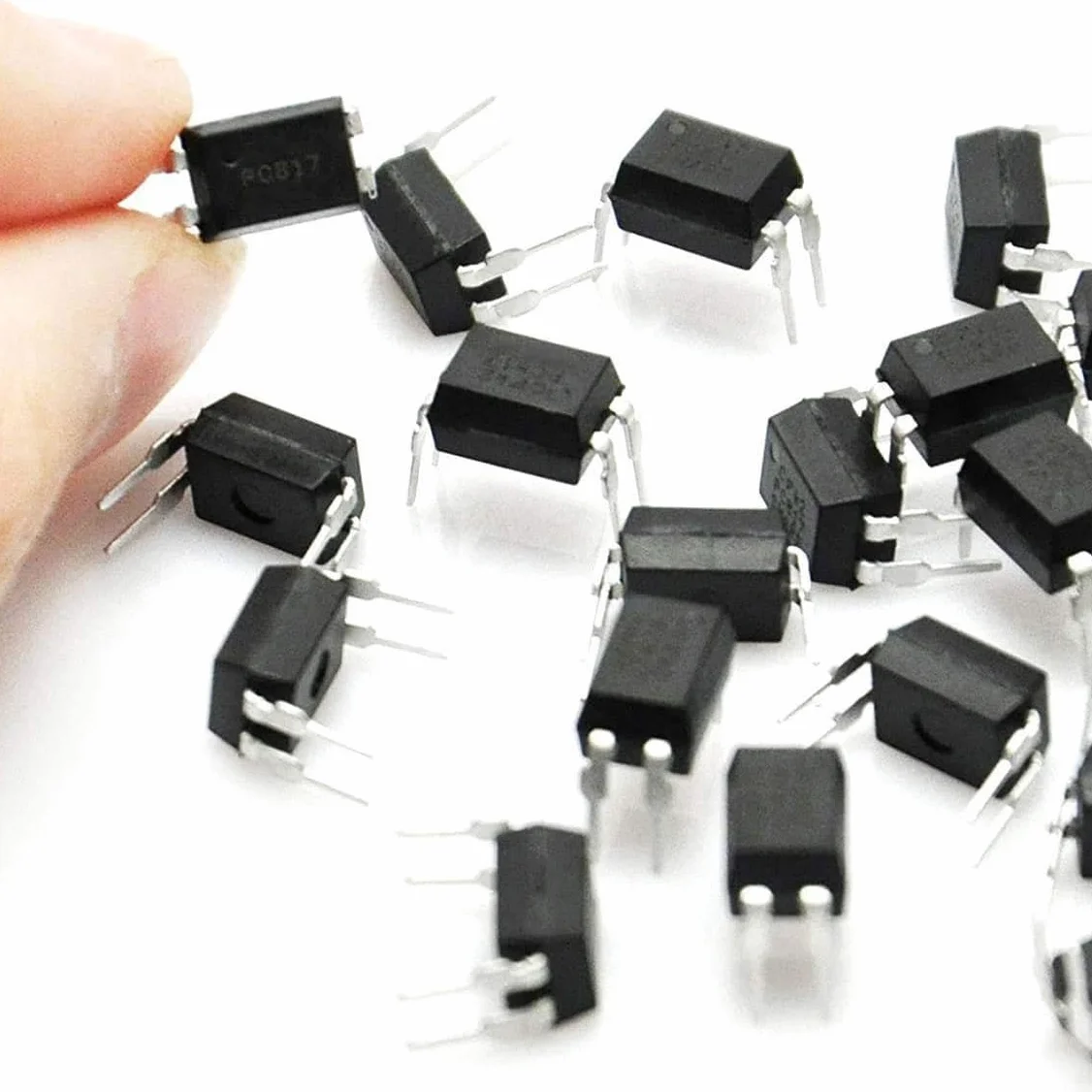 40 szt. PC817C optooptor 2,54 mm DIP 4-pinowy 4-pinowy fotokopler do montażu, piny, do samodzielnego wykonania, DIP-4, odstęp 2,54 mm