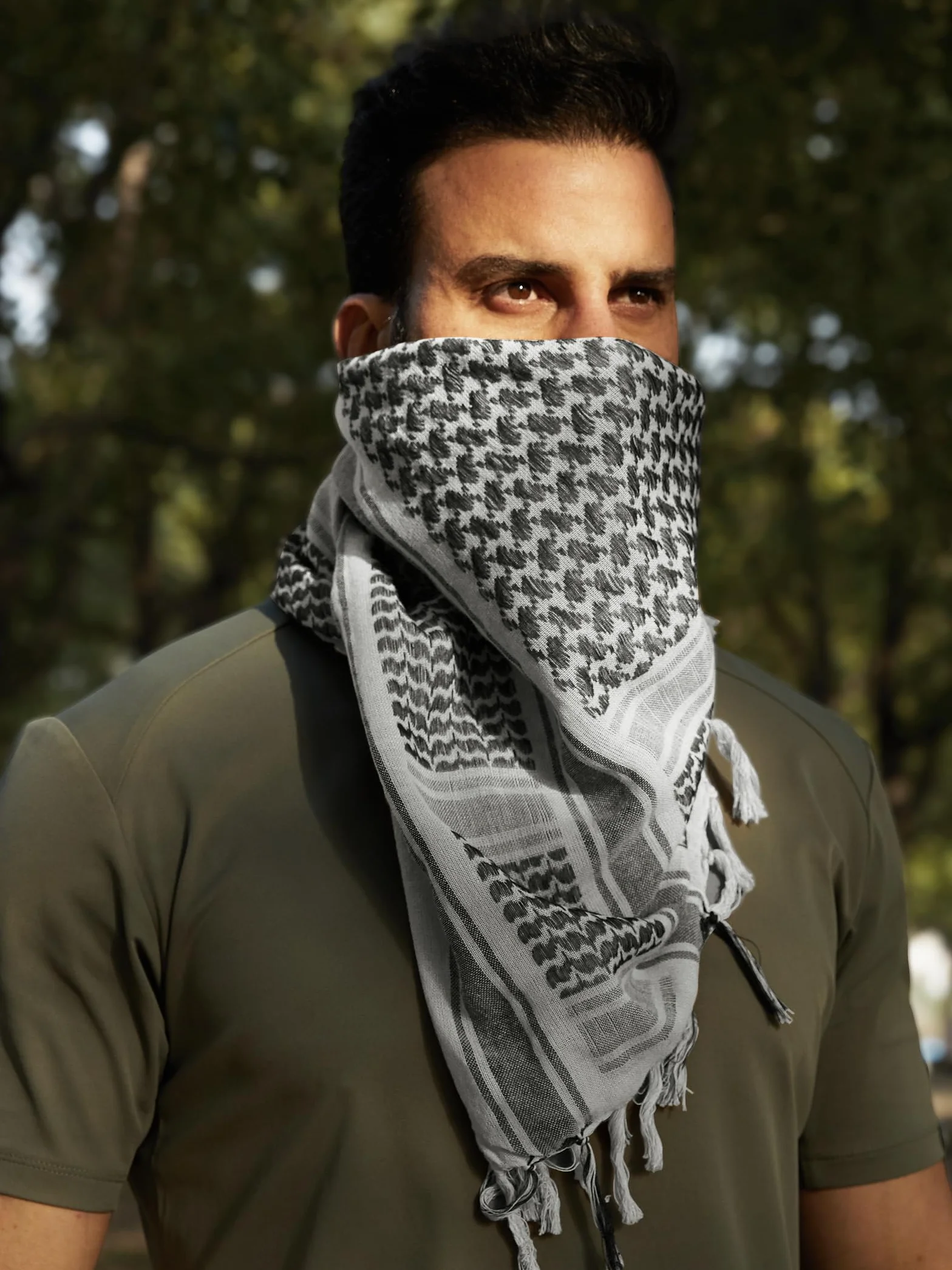 DARMOWA SOLDIER Scarf Military Shemagh Taktyczna Desert Keffiyeh Head Neck Scarf Arab Wrap with Tassel 100 x 100 cm