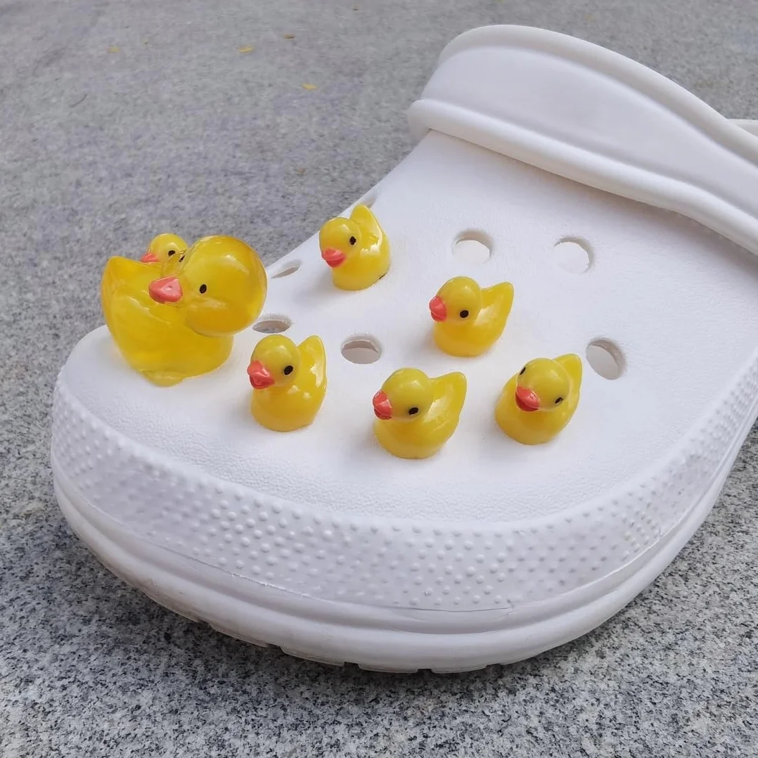 14 szt. zawieszek z motywem kaczki do butów, 3D kaczka, chodaki, 2 szt., świecące w ciemności, duże kaczki, 12 szt. kaczki, śmieszna zawieszka