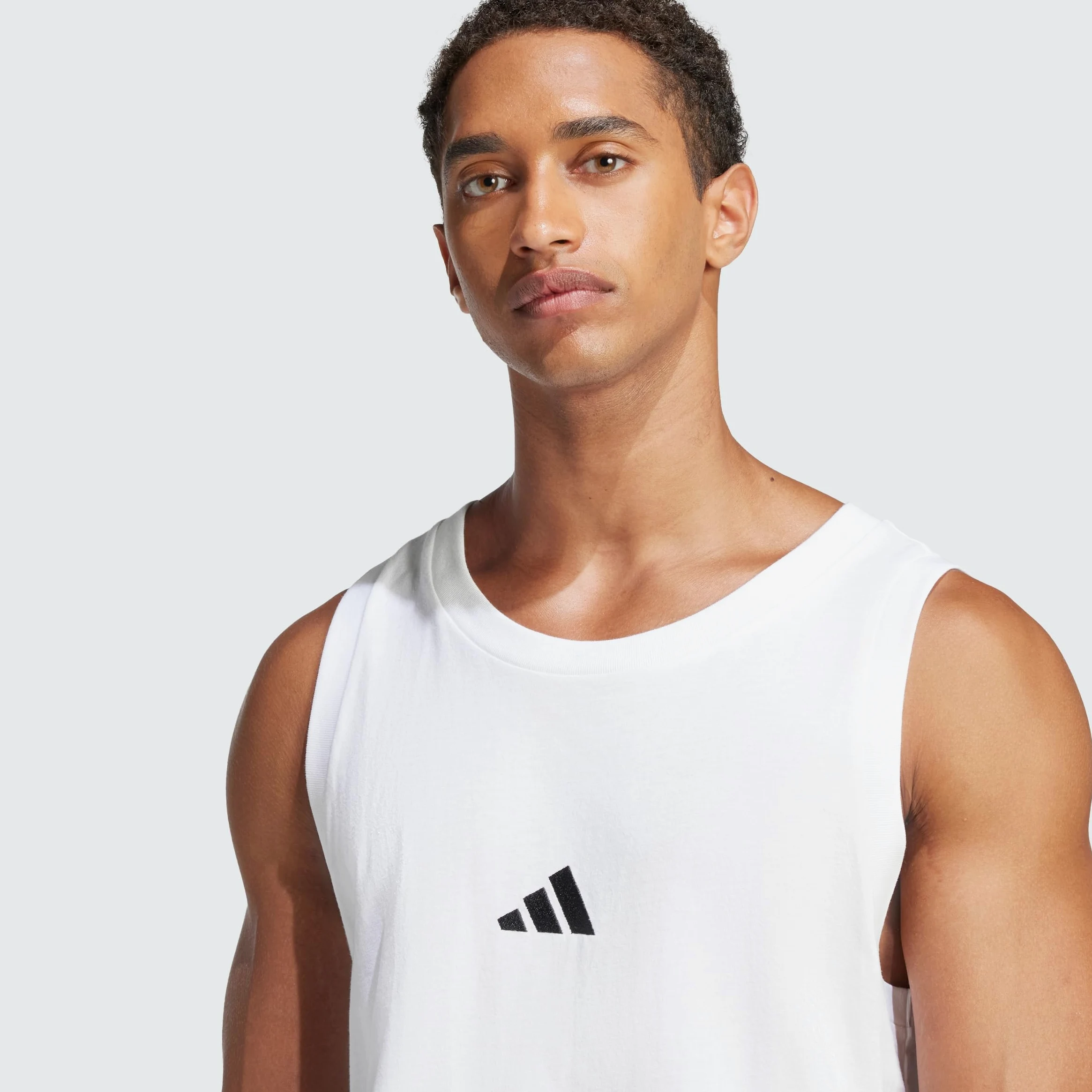adidas Koszulka Mężczyźni ESSENTIALS SMALL LOGO SINGLE JERSEY TANK TOP