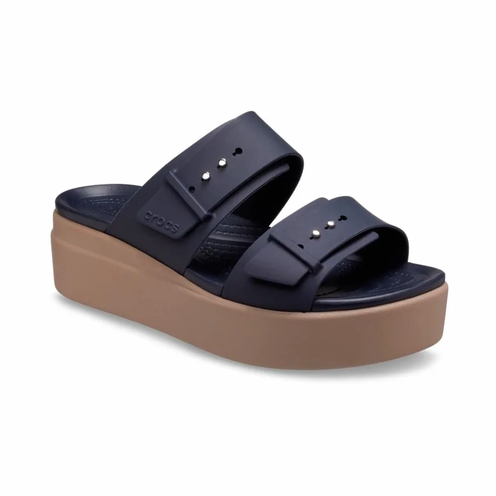 Crocs Brooklyn Buckle Low Wedge Sandał na koturnie