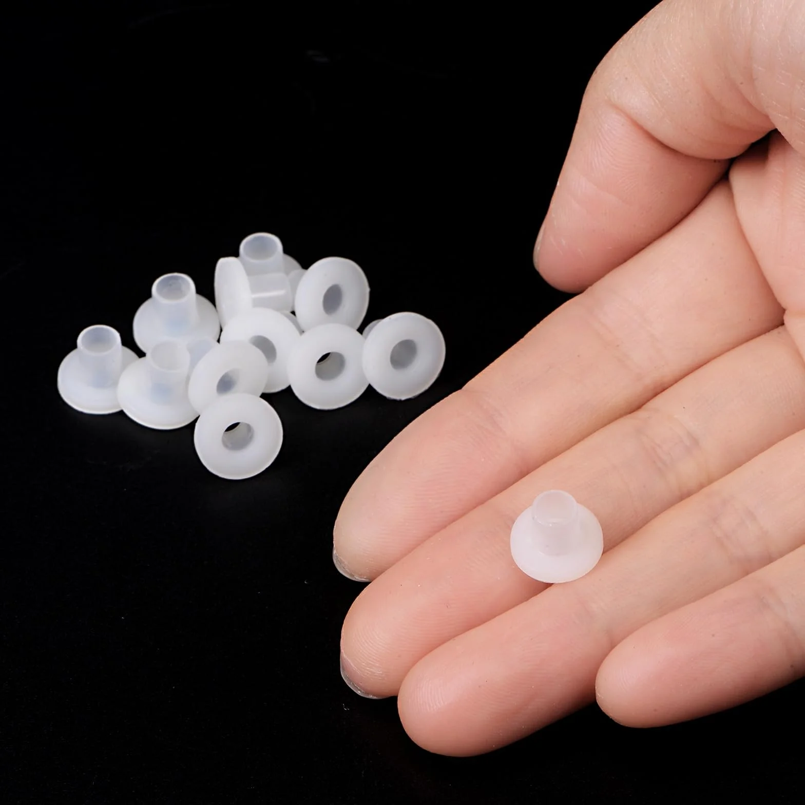 12 sztuk nylonowych tulejek kołnierzowych [otwór 4 mm x wysokość 5 mm x długość 7 mm] Nylonowe tuleje z tworzywa sztucznego do drzewa, białe