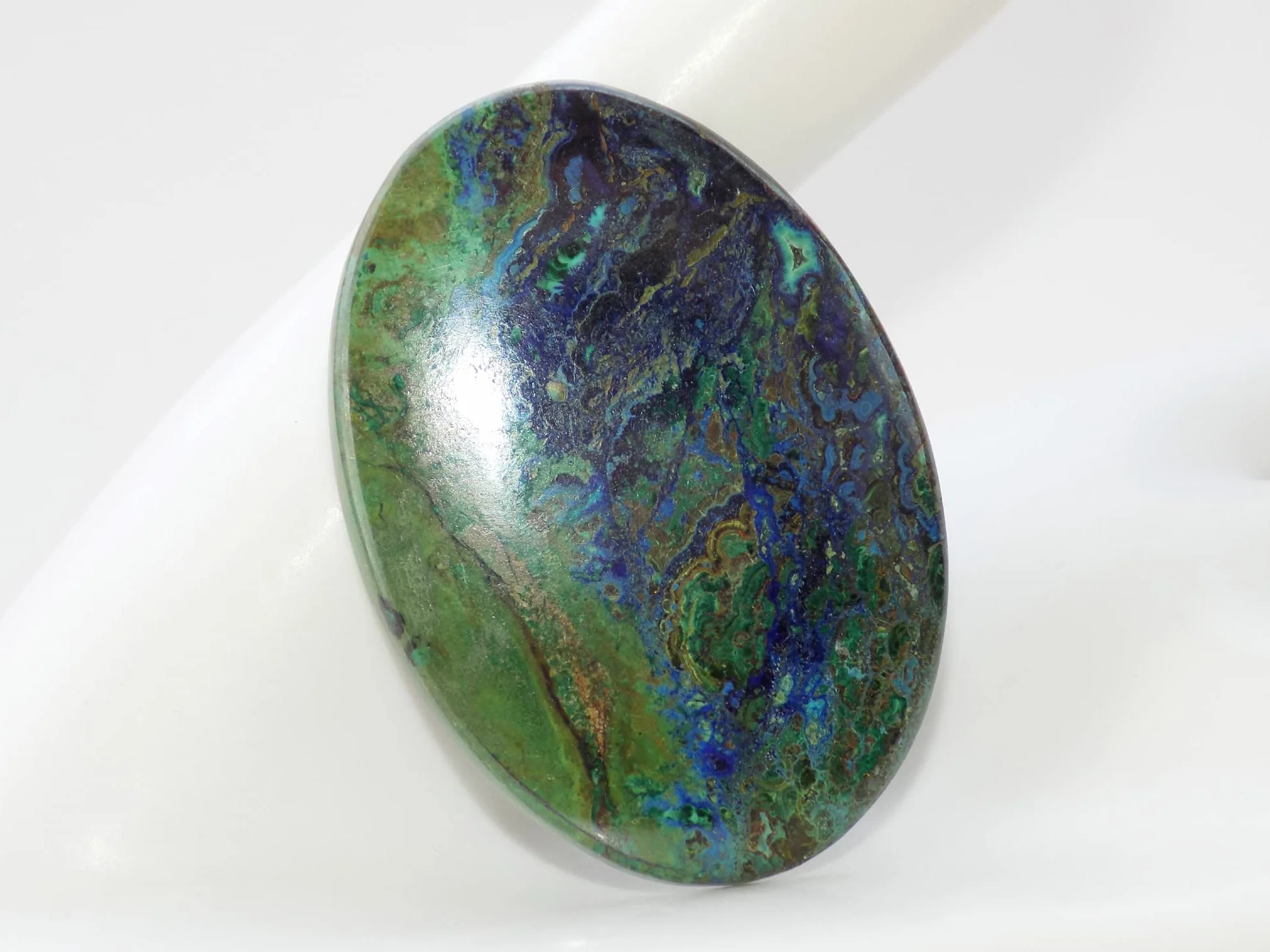 Zielony niebieski azuryt kamień szlachetny, naturalny rzadki kaboszon azurytowy, 55 karatów. owalny kształt 41 x 29 x 5 mm OCN-591, 41x29x5mm, kamień szlachetny, azurit