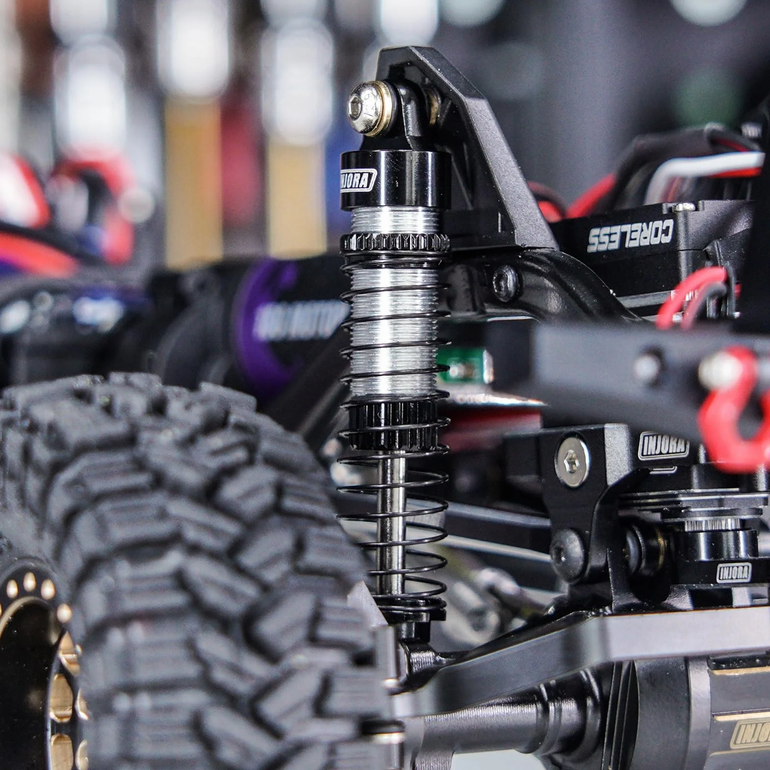 INJORA 59MM Amortyzatory Long Threaded Amortyzator Oleju dla TRX4M K10 High Trail Upgrade 1/18 RC Crawler, Czerwony