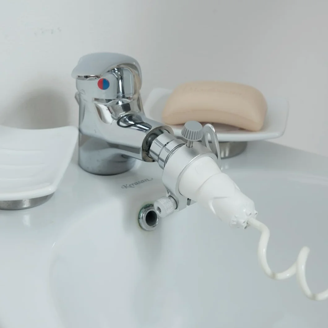 ADDY – uniwersalny adapter szybkiego ładowania do urządzeń "Water Powered"