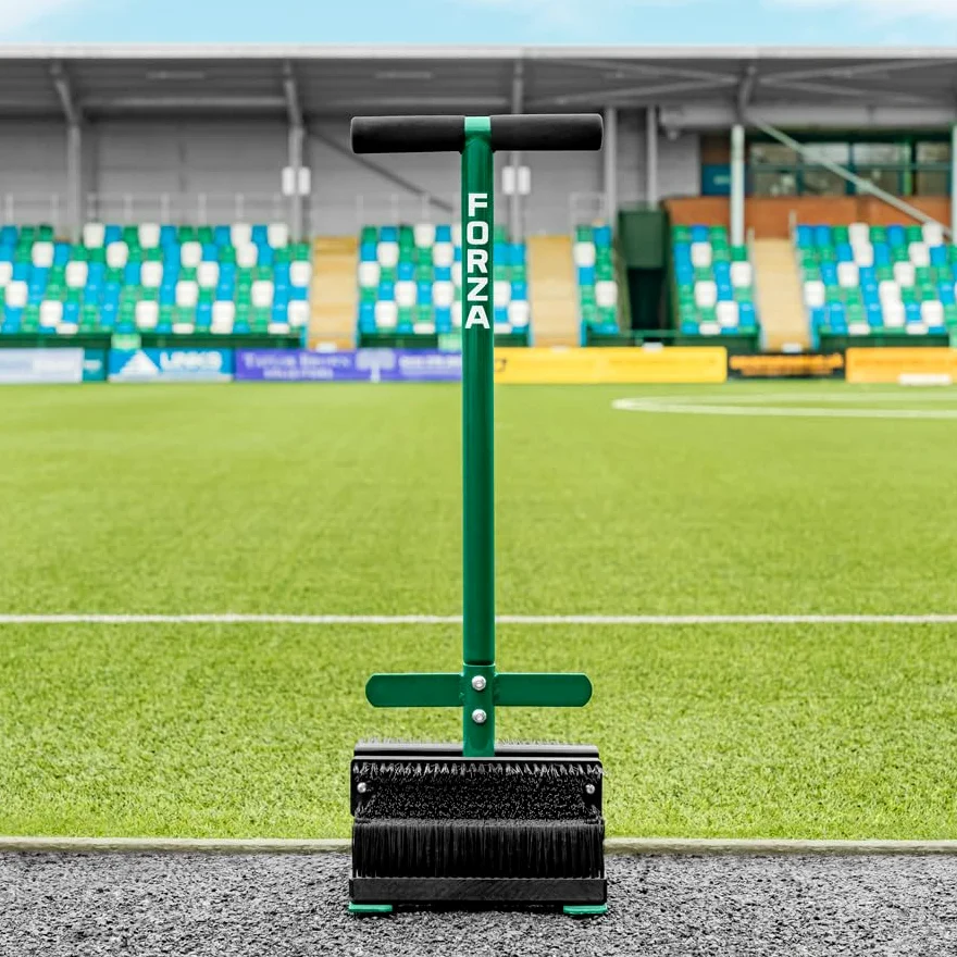 FORZA Kompaktowe narzędzie do skrobania butów, zestaw szczotek, wycieraczek i czyszczenia butów sportowych i outdoorowych, skuteczny środek do usuwania błota i brudu do butów, butów i kaloszy (zielony