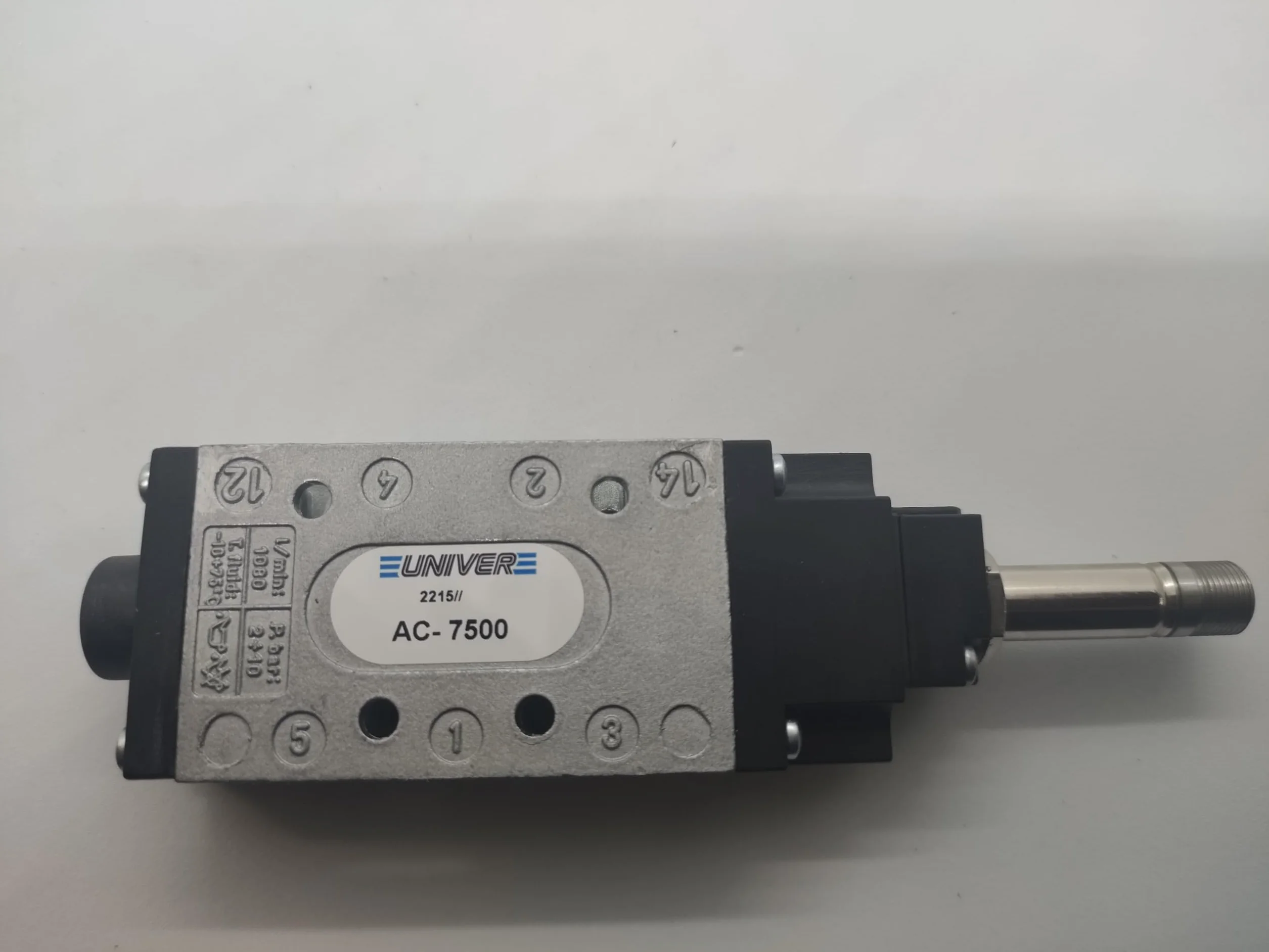 AC-7500 Zawór elektromagnetyczny UNIVER 5/2 1/8
