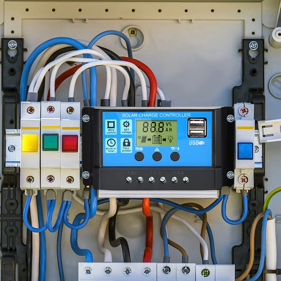 Anern Solarna ładowarka kontroler 30A Regulator ładowania solarnego , 12V/24V, ładowarka solarna, panel słoneczny, inteligentny regulator z portem Dual USB 5V, wyświetlacz LCD