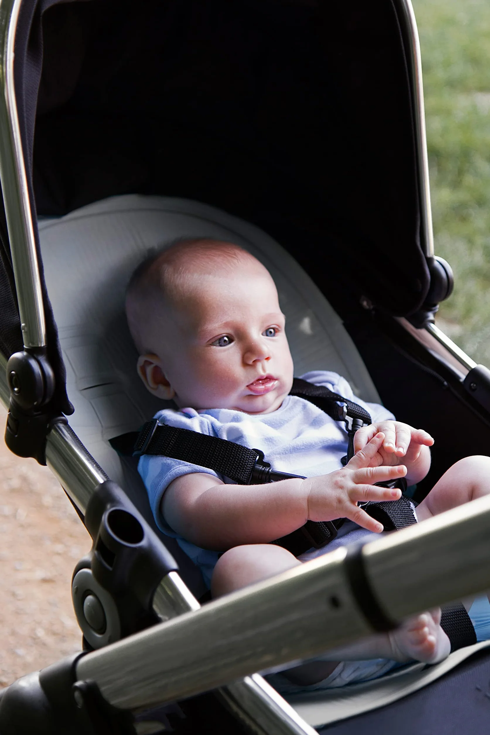 LittleLife Podkładka chłodząca dla niemowląt do wózka i wózka, aby zapewnić dziecku chłód w gorących temperaturach