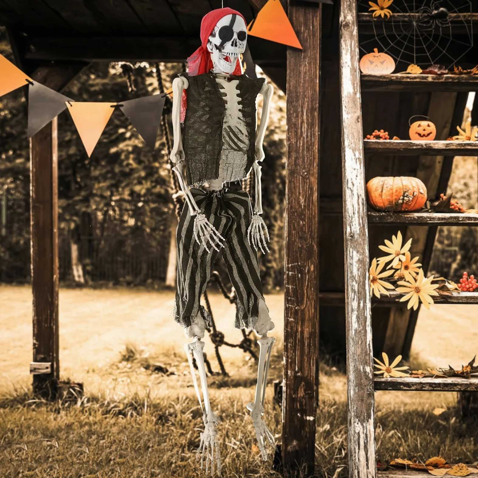 Grebest Szkielet na Halloween, szkielet naturalnej wielkości, możliwy szkielet całego ciała z ruchomymi stawami, strój pirata, wiszący rekwizyt szkieletu do wewnątrz/na zewnątrz nawiedzony dom