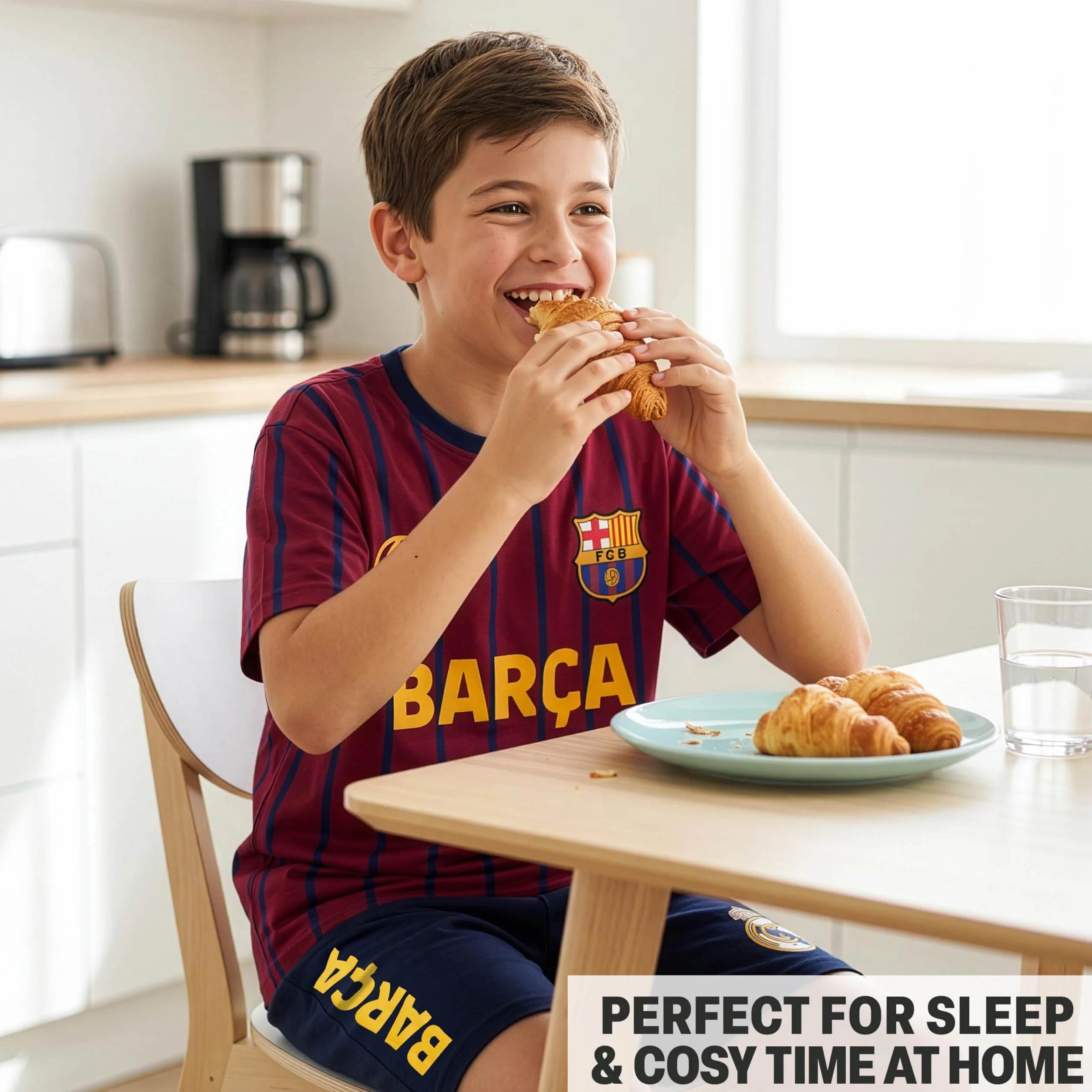 Get Trend Real Madryt | FC Barcelona Dziecięca Piżama Chłopiec, 2 Sztuki Koszulka z krótkim rękawem i Spodenkami Piżamery, Gry w Piżamy Nożne, Prezent Chłopak