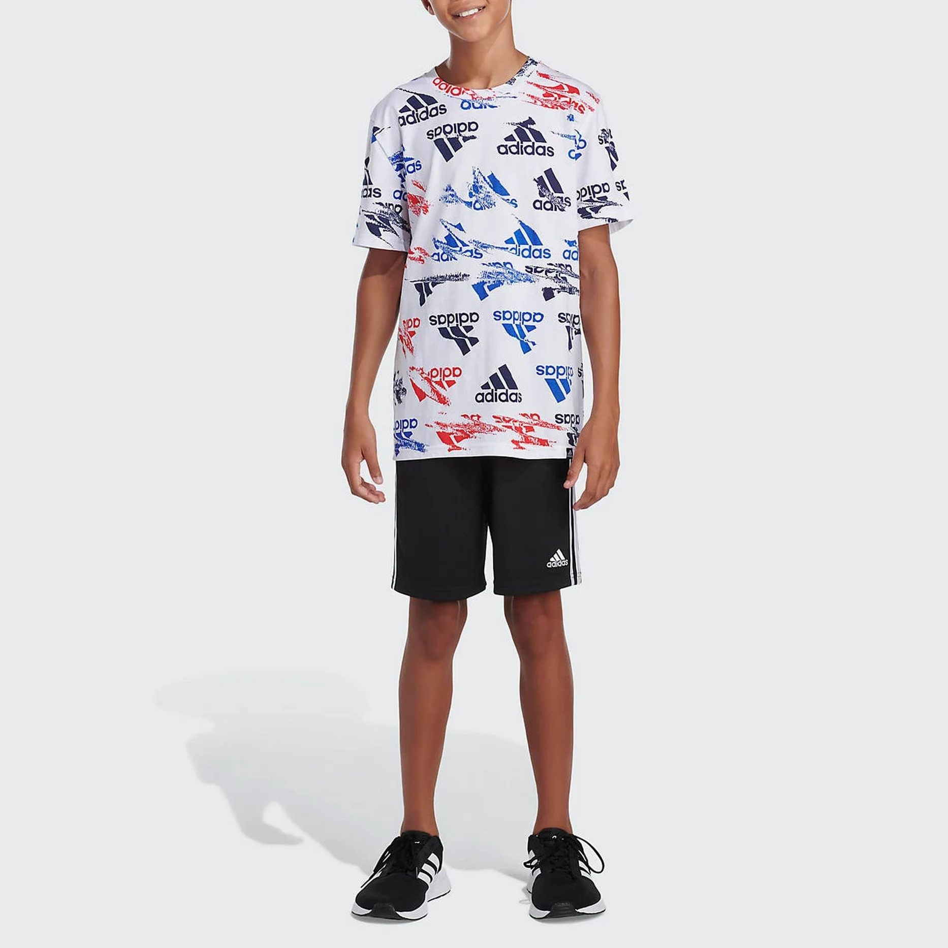 adidas Koszulka chłopięca z nadrukiem Glitchy Allover