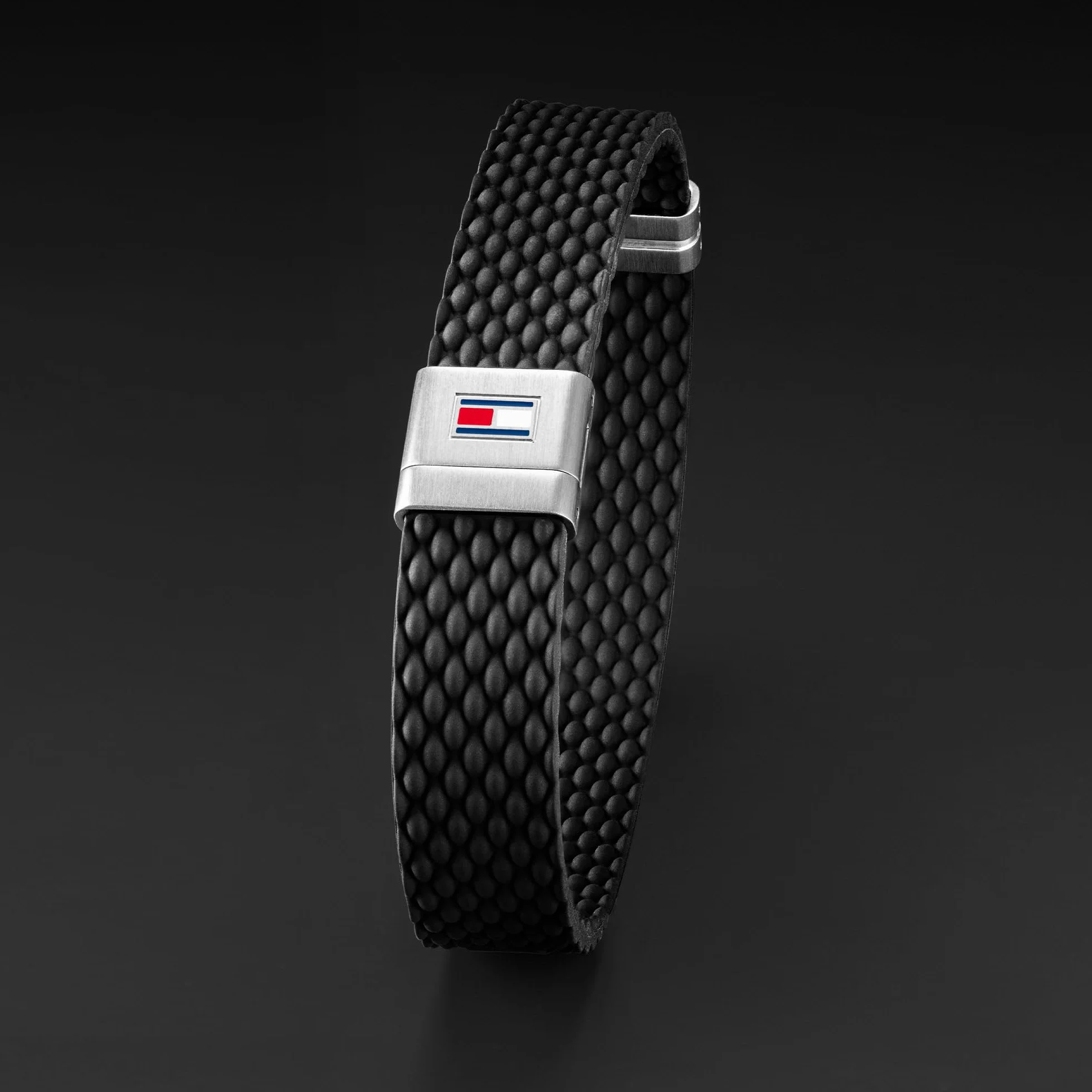 Tommy Hilfiger Herren Armband aus Edelstahl und Silikon in der Farbe Schwarz, mit Magnetverschluss, Gesamtlänge ca. 19,5 cm, 2790240S