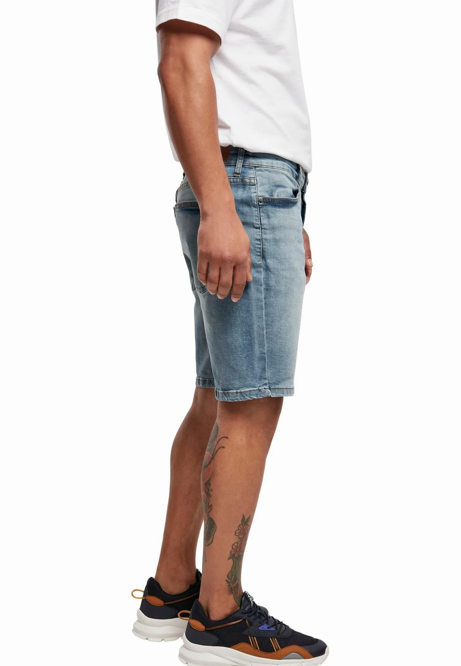 Urban Classics Relaxed Fit Jeans Shorts - Szorty dżinsowe Mężczyźni