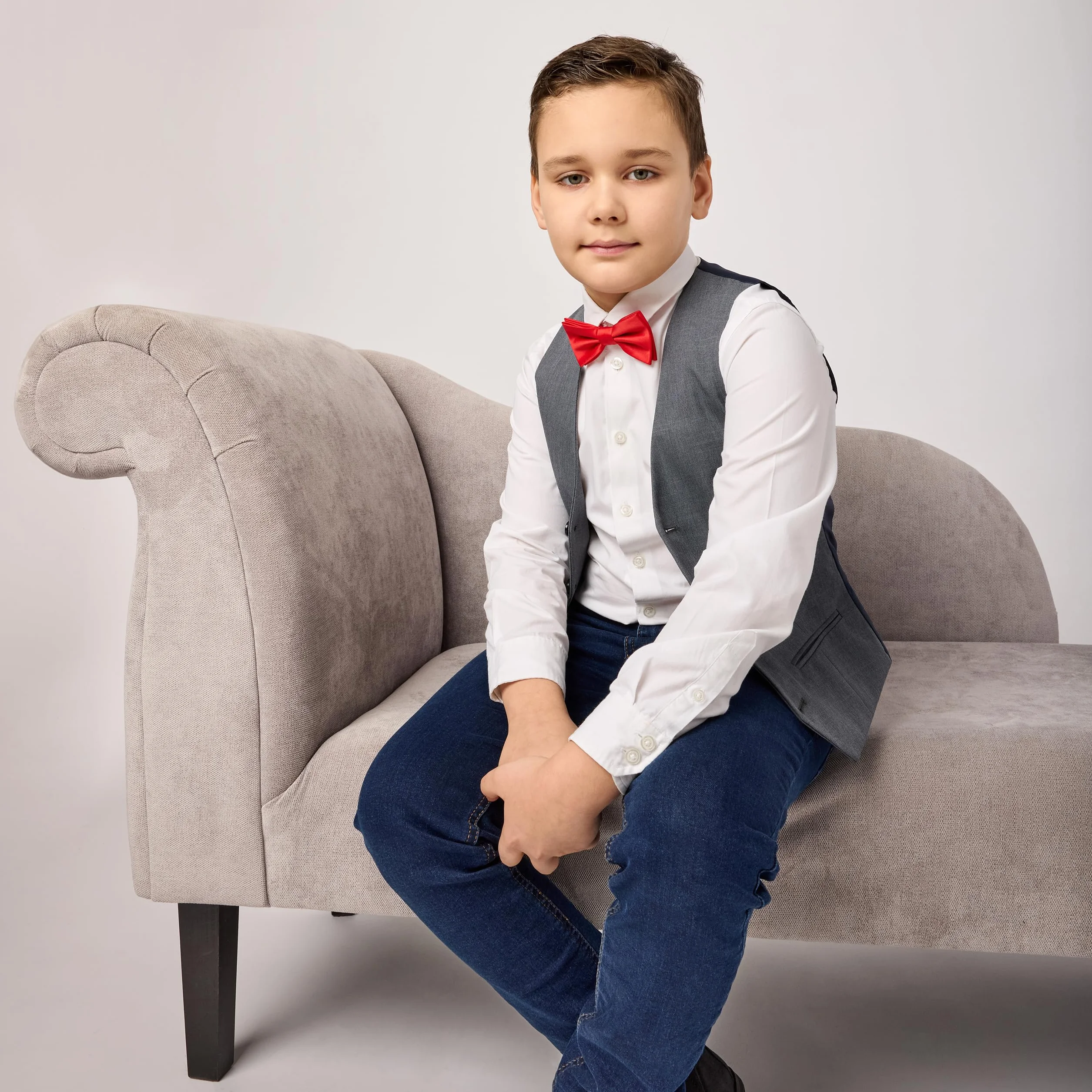 Ladeheid dziecięca mucha dla chłopców - Gotowa z regulowanym paskiem, matowy design, idealna na ślub, urodziny, pierwszy dzień szkoły - trwała i stylowa, 10 cm x 5 cm BKM