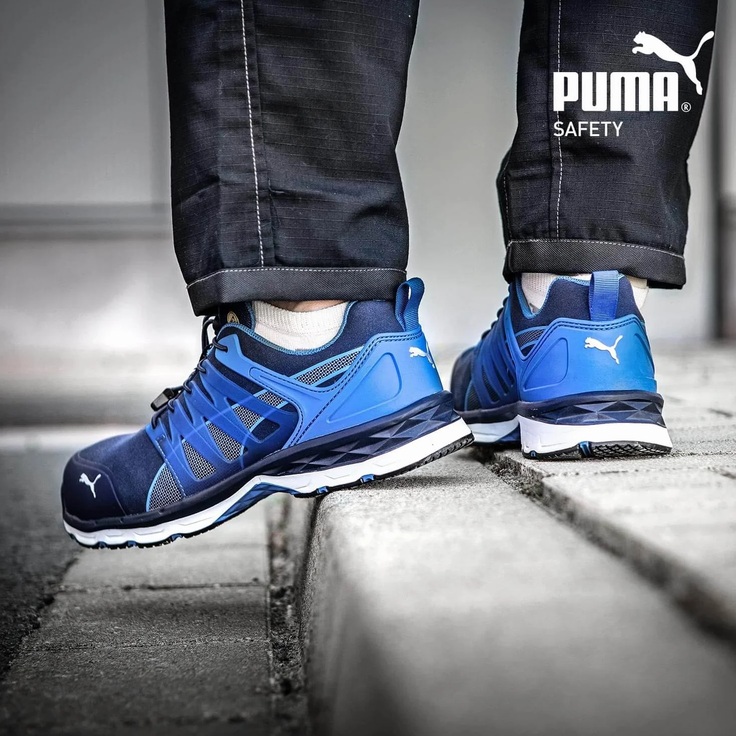 Buty robocze BHP Velocity 2.0 Blue Low 643850 S1P ESD rozmiar 39 Puma