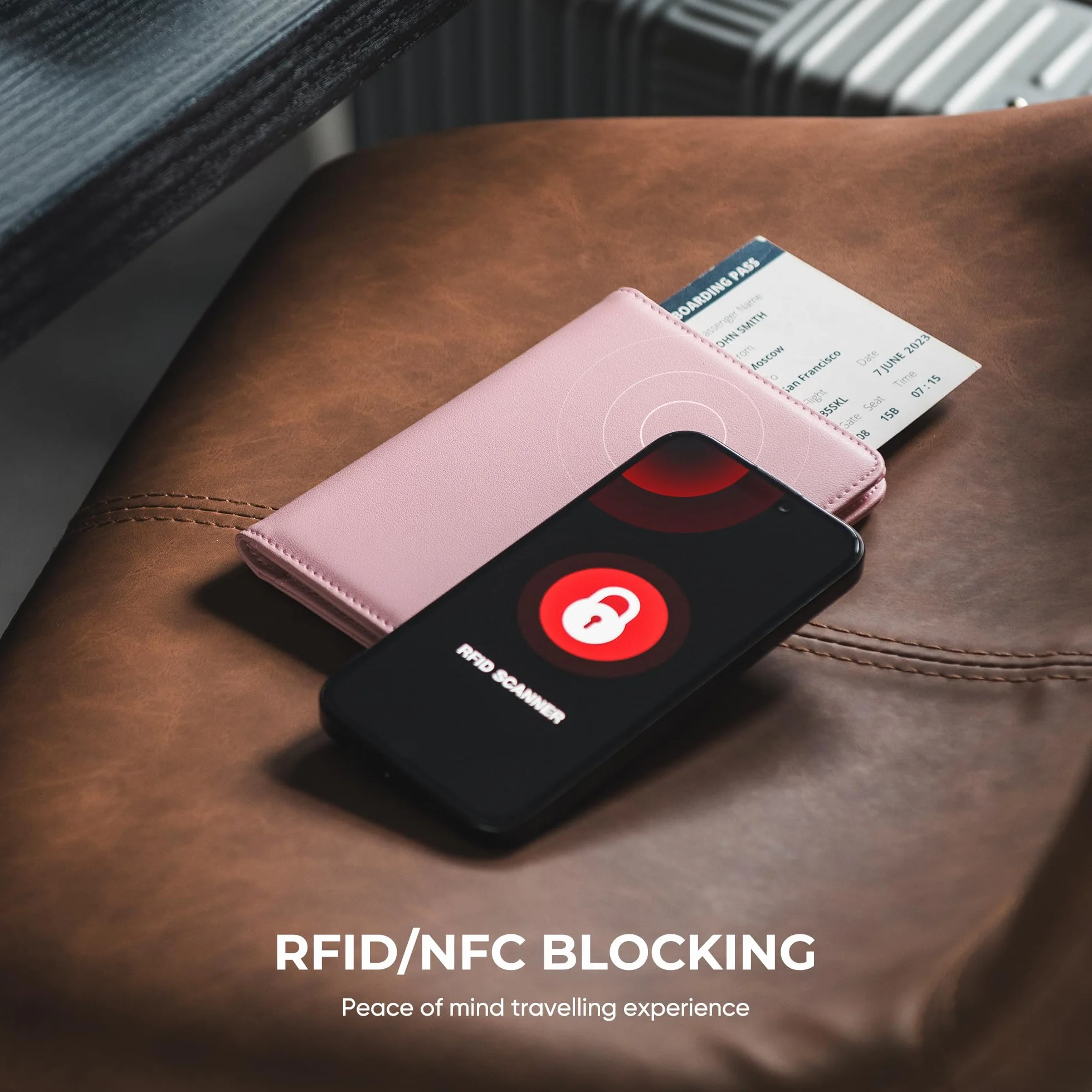 VULKIT Skórzane etui na paszport z uchwytem na AirTag i blokadą RFID