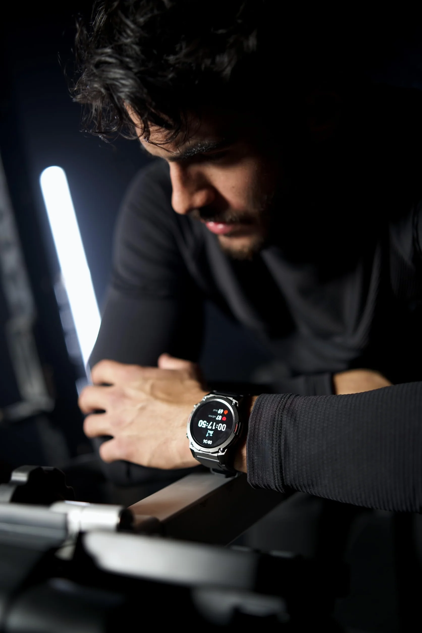 Maxcom - FW63 Cobalt Pro Smartwatch – zegarek fitness i sportowy – dla mężczyzn – wodoodporny – z monitorowaniem ciśnienia krwi, tętna i snu – wytrzymały – bardzo mocny akumulator – okrągły – z gumową