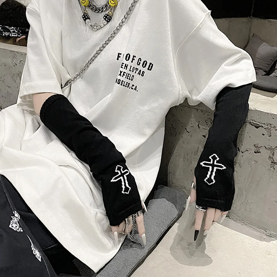 Rękawiczki damskie gotyckie rękawy rękaw Cool Black Moon Cross Printed Hip Hop Mankiety na ramię