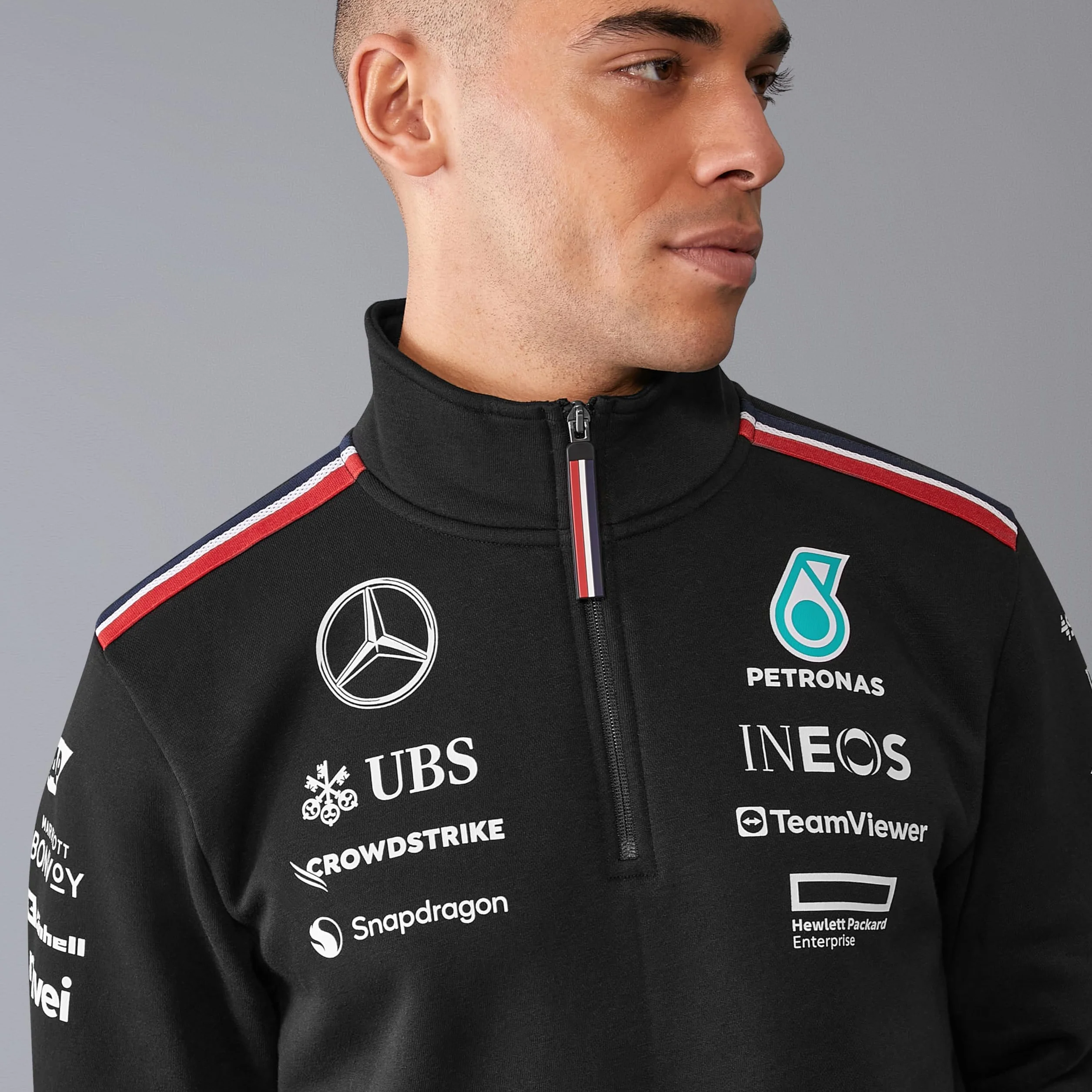 Mercedes AMG Petronas F1 Męski sweter z zamkiem błyskawicznym 2024 - czarny