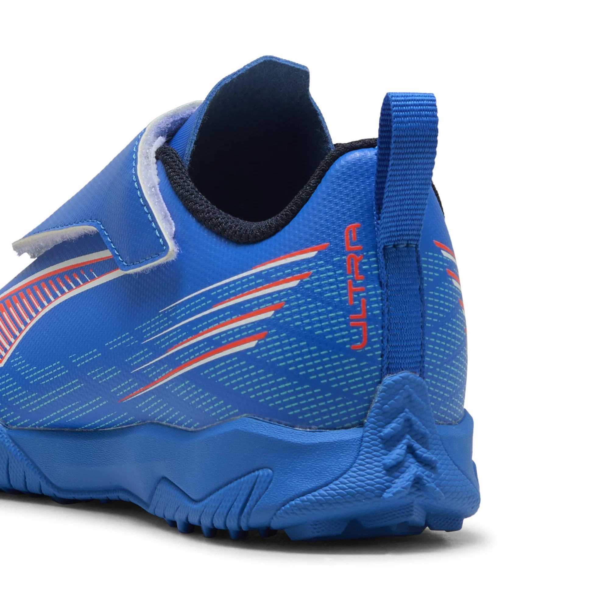 PUMA Uniseks - dzieci Ultra 6 Play V Tt JrButy do piłki nożnej